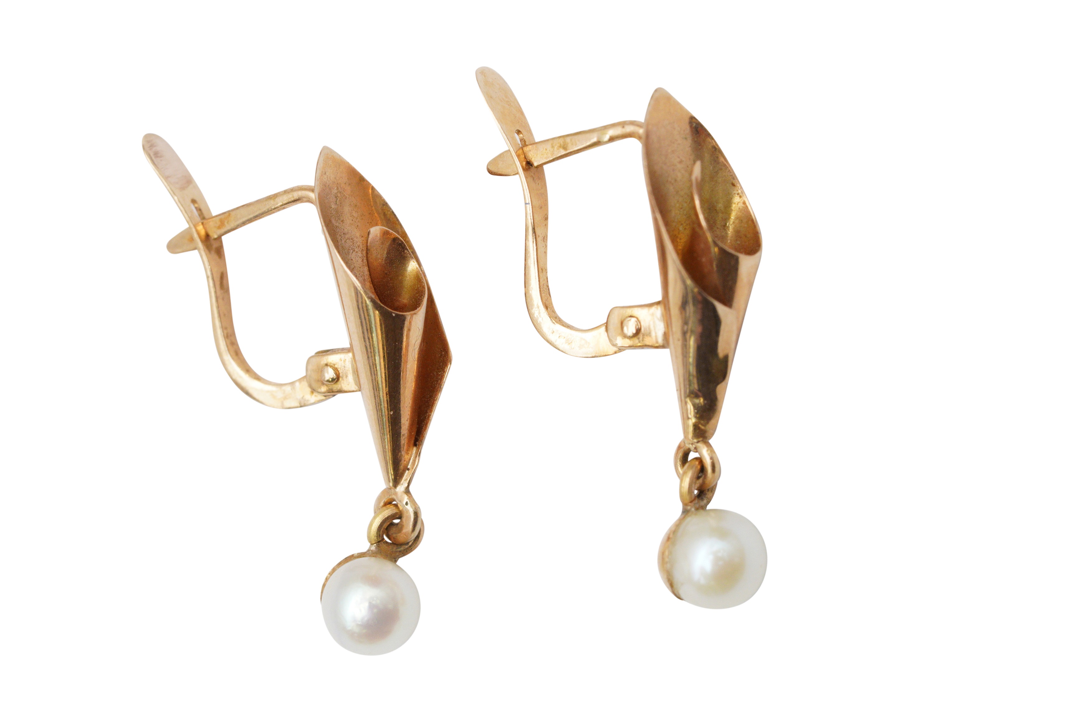 A SMALL COLLECTION OF PEARL JEWELLERY - Image 3 of 4