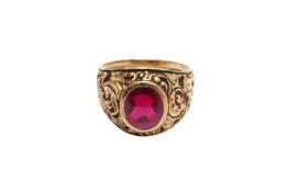 A SYNTHETIC CABOCHON RUBY RING