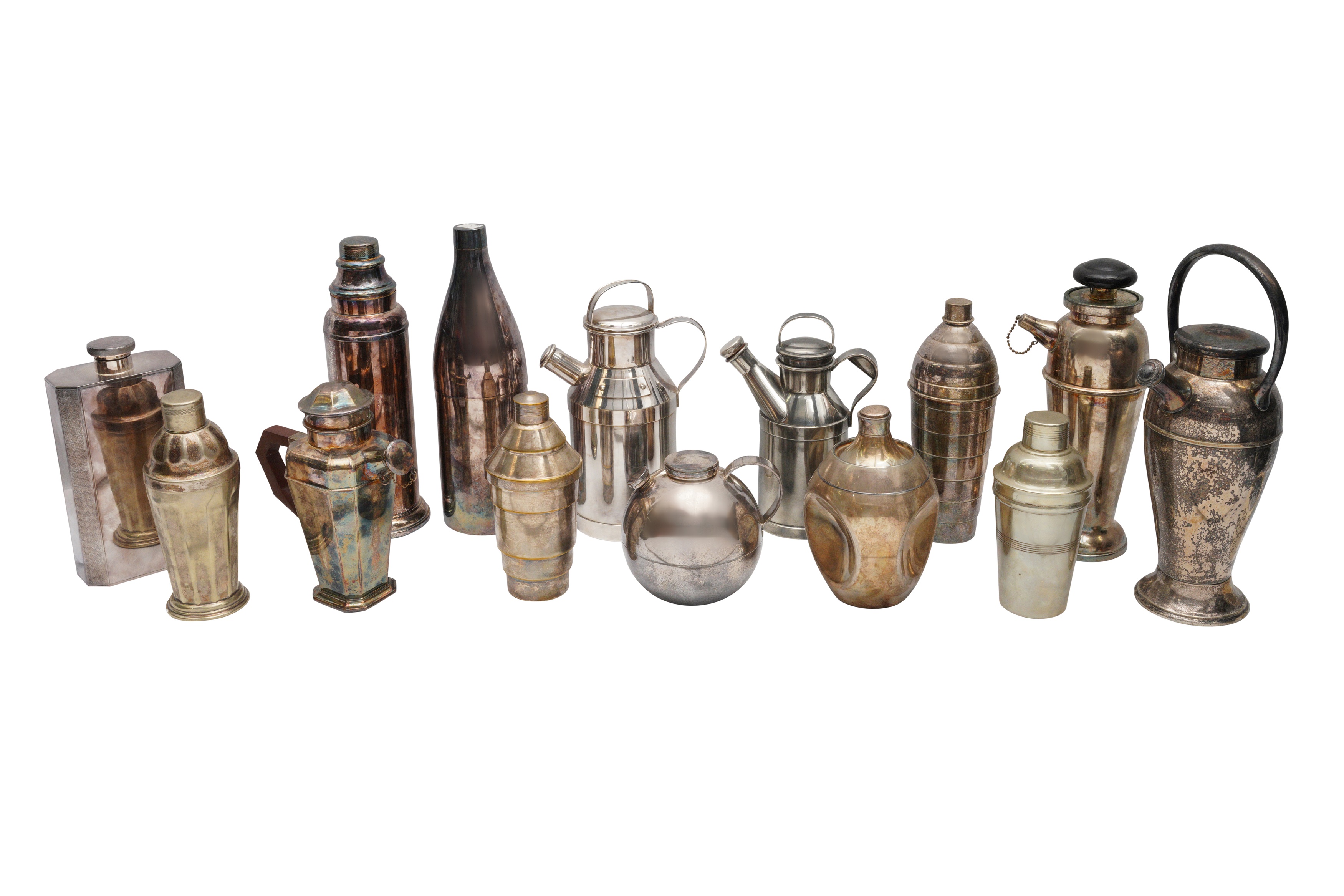 A LARGE GROUP OF VARIOUS SILVER PLATED COCKTAIL SHAKERS AND POURERS