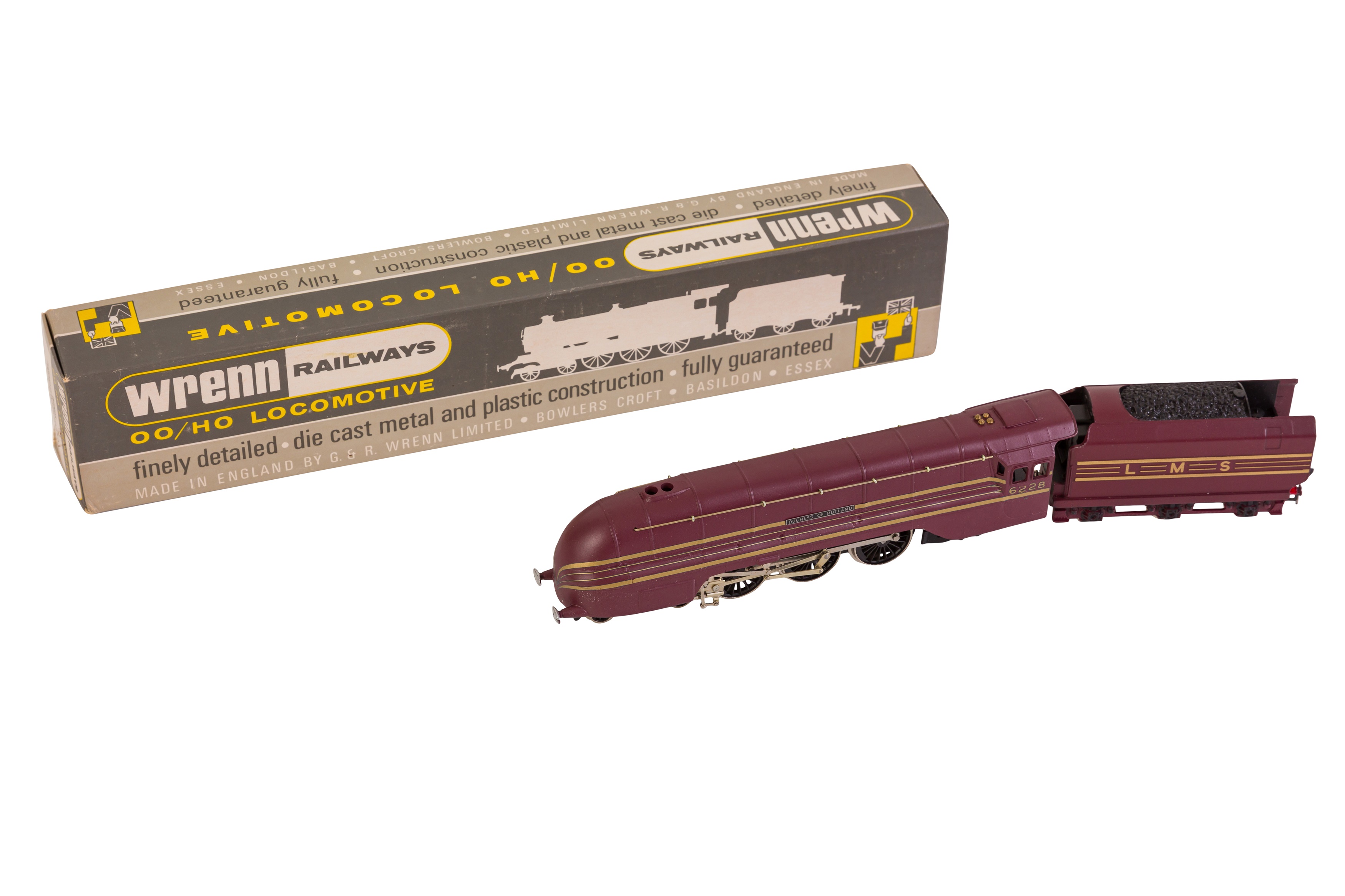 A WRENN OO GAUGE W2302A STREAMLINED CORONATION CLASS LOCOMOTIVE 'DUCHESS OF RUTLAND