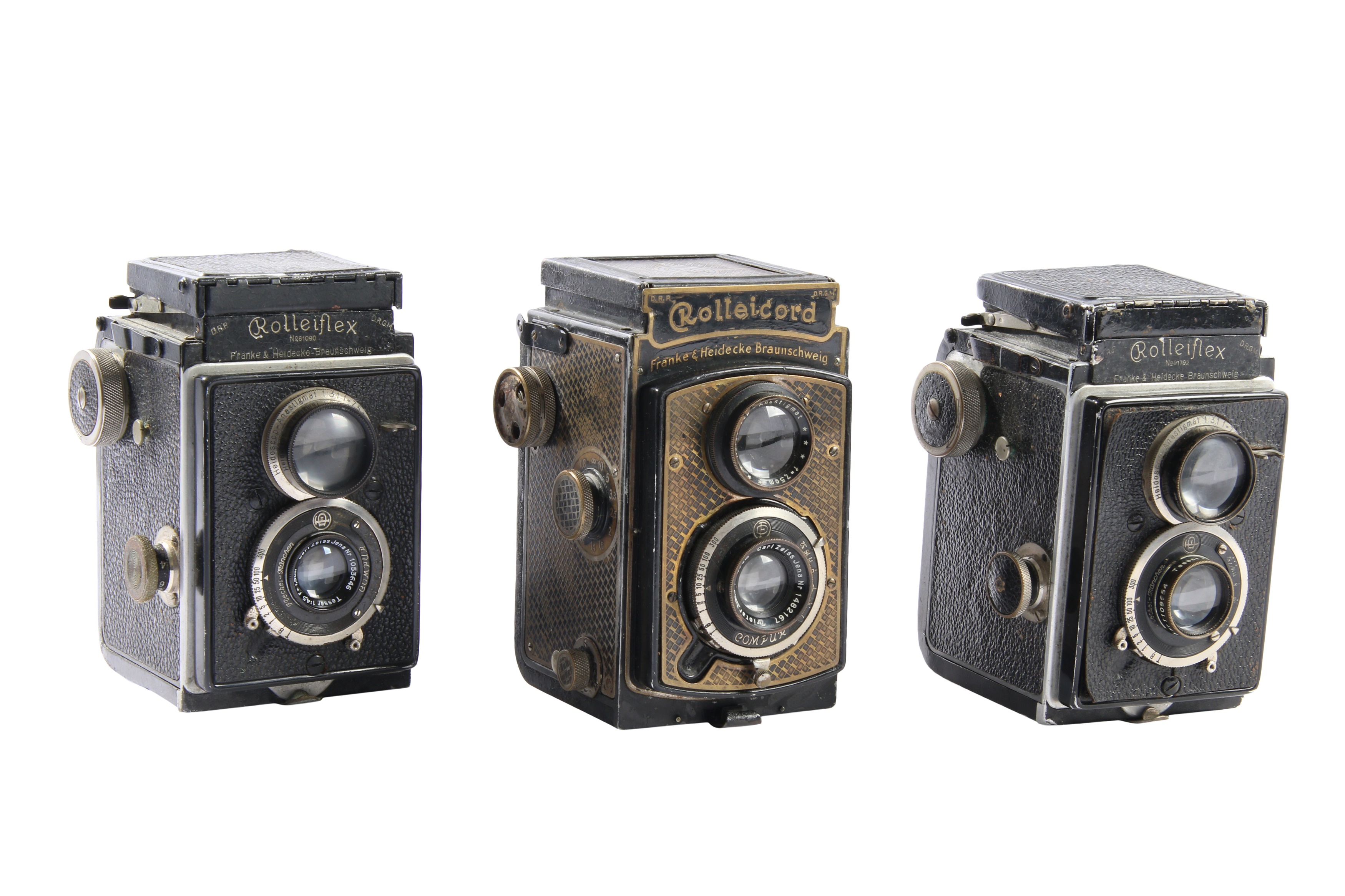 Rolleicord Tapeten & Two Rolleiflex Cameras.