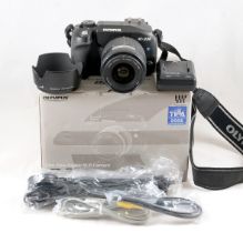 Olympus E-330 4/3rds DSLR Kit.