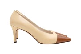 Chanel Beige Classic Bi Colour Heeled Pump - Size 39.5