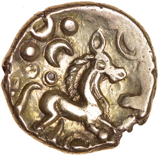 Middle Whaddon Chase. Leaves In Type. Catuvellauni. c.55-45 BC. Celtic gold stater. 17mm. 5.40g. - Image 2 of 2