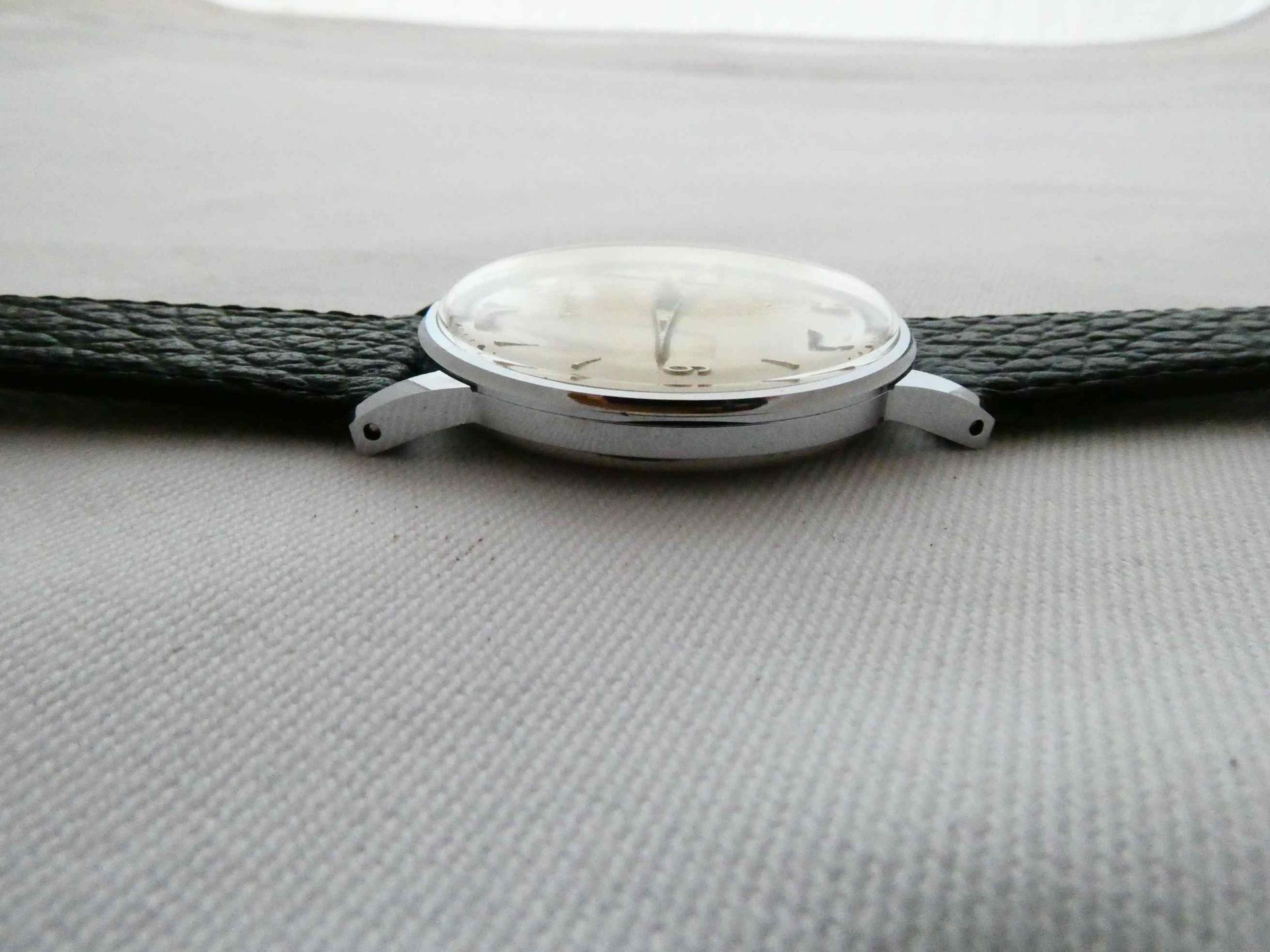 Doxa Armbanduhr - Bild 3 aus 5