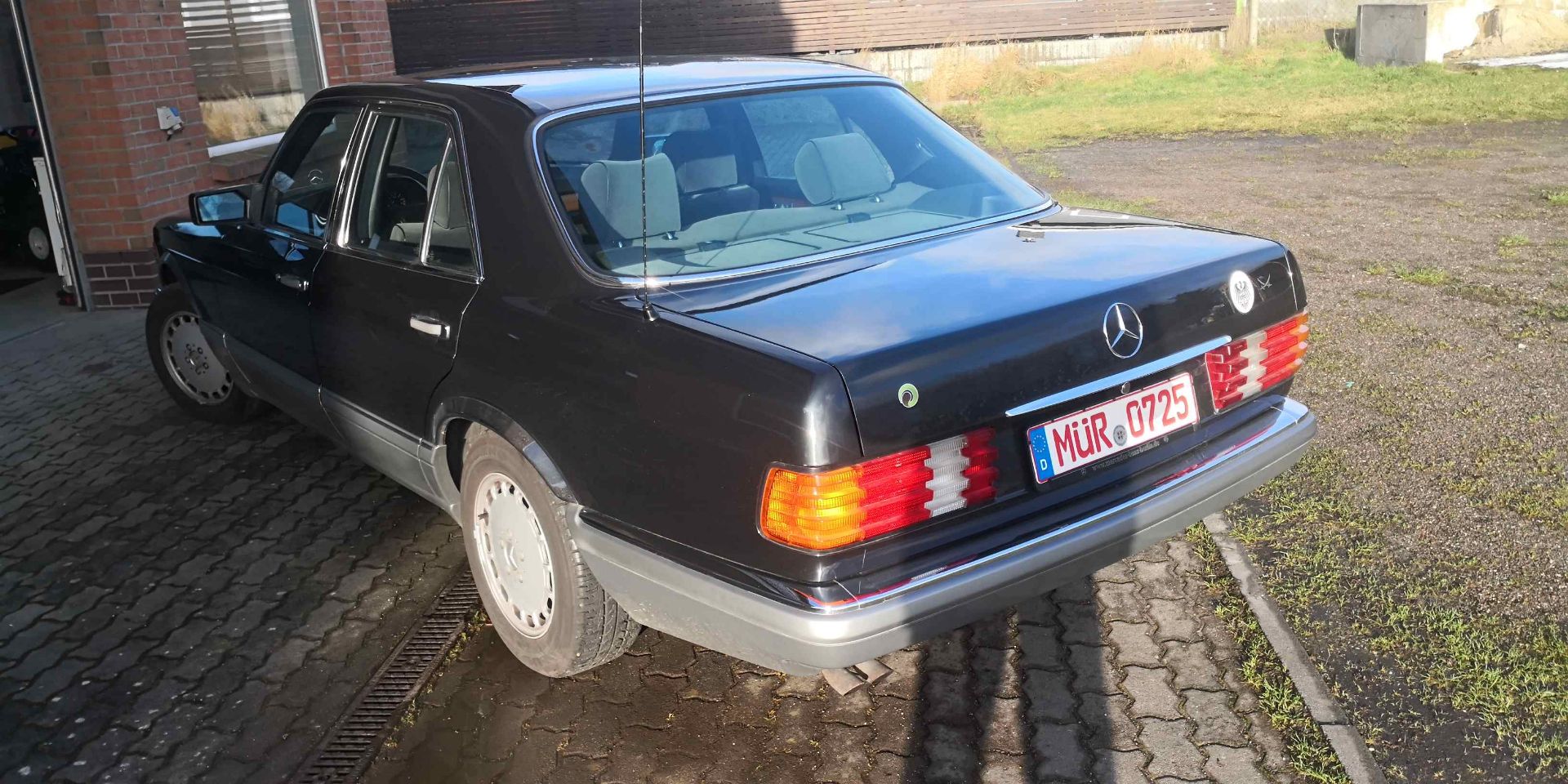 Mercedes 300 SE, Baureihe W126 S-Klasse - Bild 4 aus 6