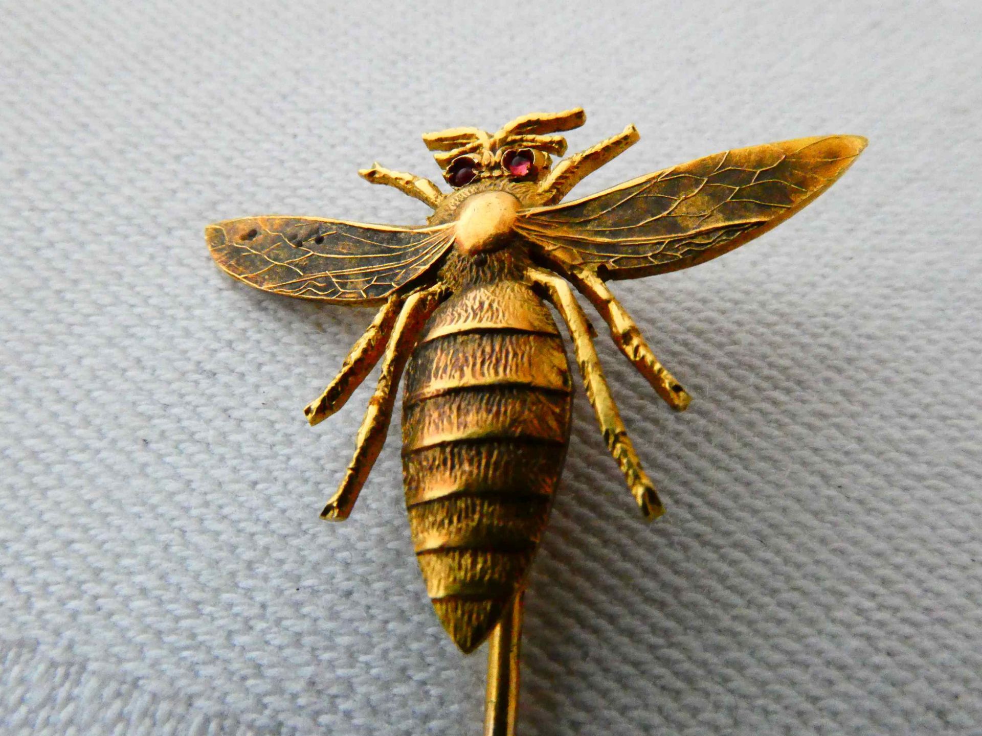Krawatten-/ Anstecknadel "Biene" in 14 K Gold - Bild 2 aus 4
