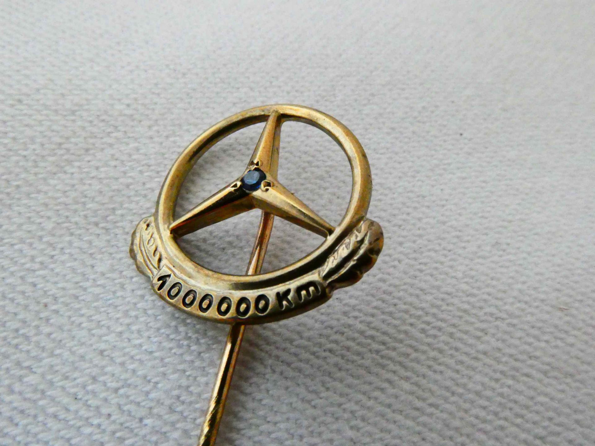 Krawatten-/ Anstecknadel Mercedes in333 Gold - Bild 2 aus 3