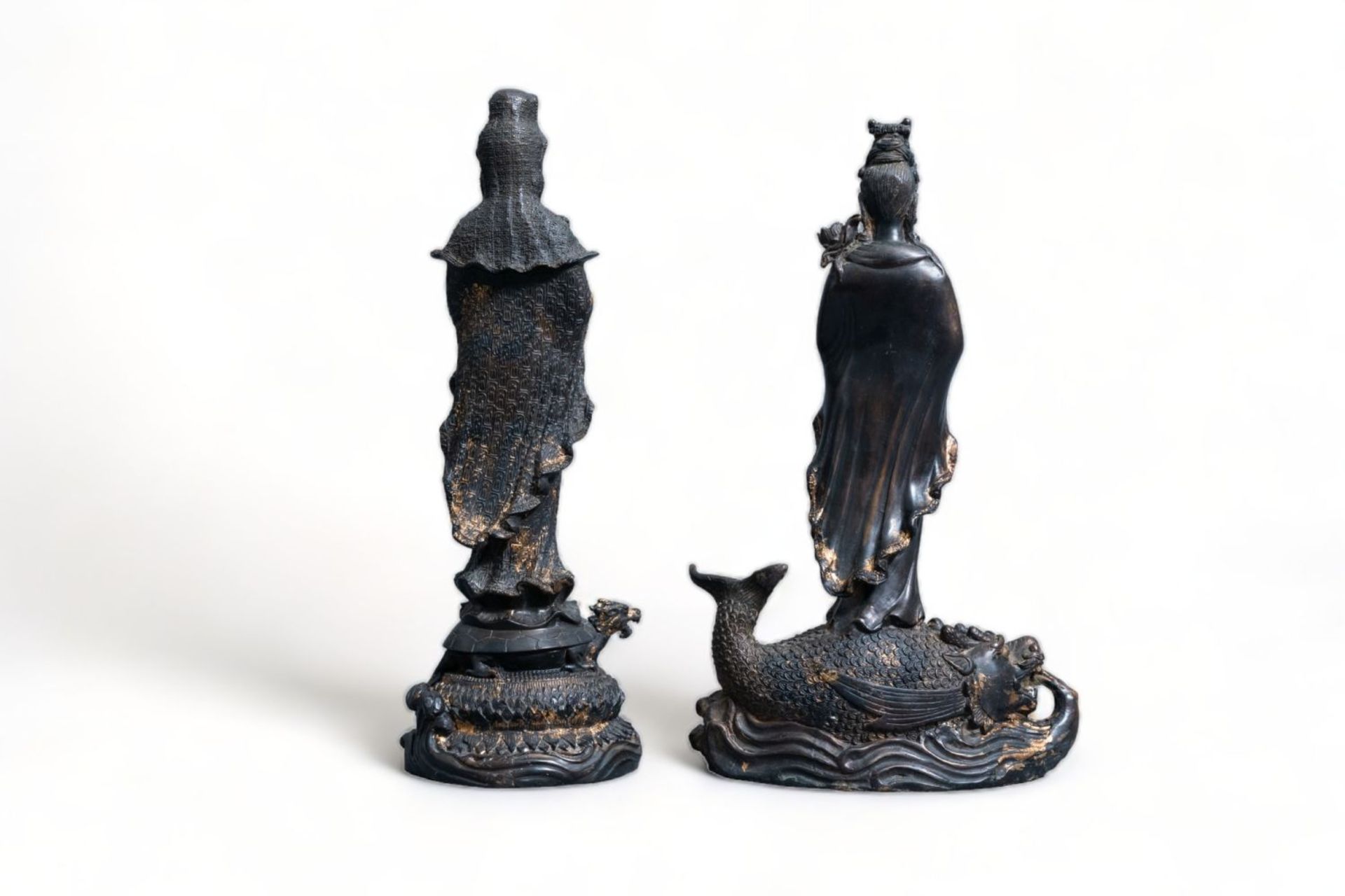 Two Japanese bronze groups depicting Kannon on a carp and on a turtle, 19th/20th C. - Image 3 of 6
