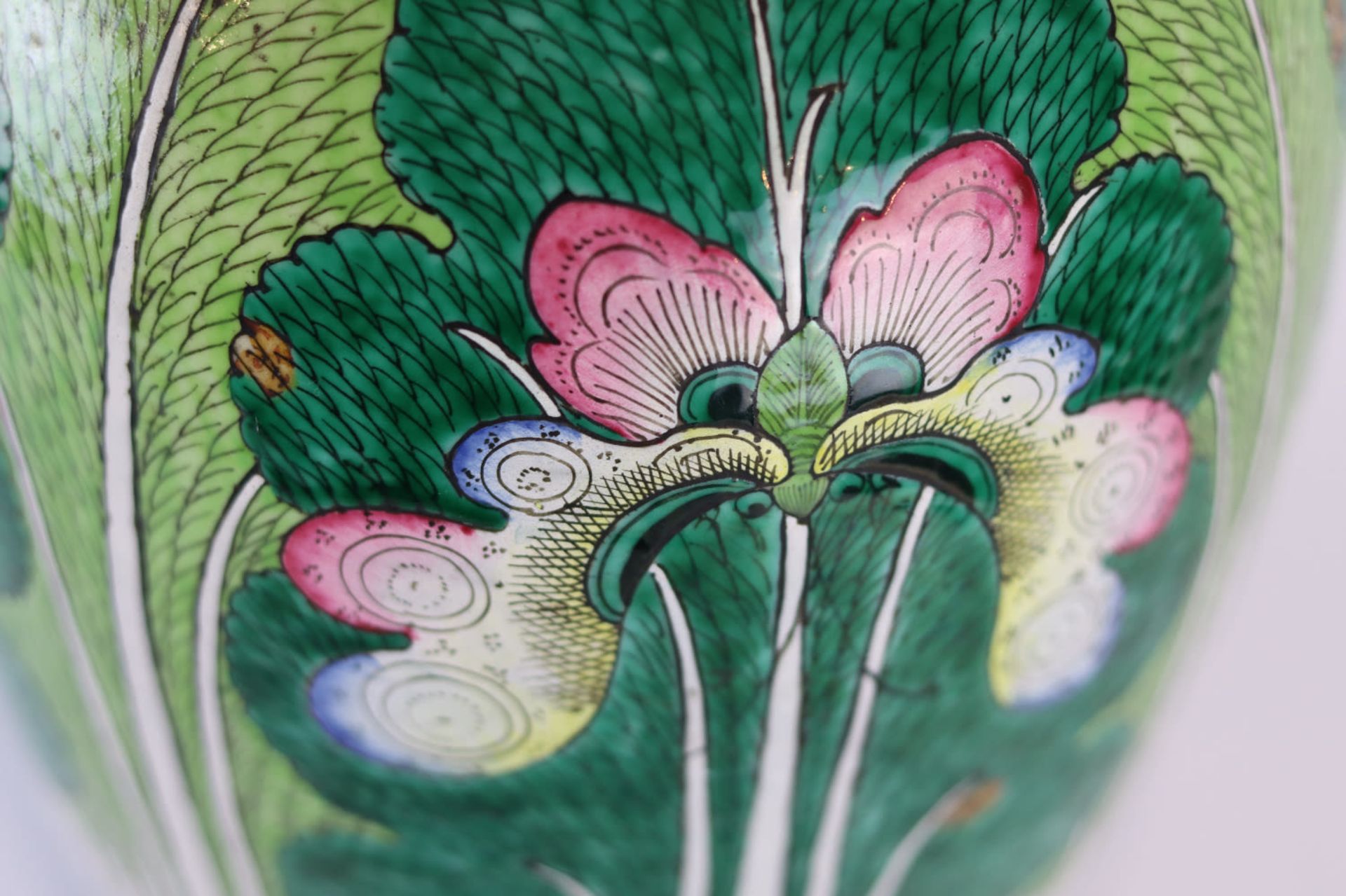 Chinese Bok Choy (Bai Cai) and Butterfly Famille Verte Porcelain Vase, 19th Century - Image 11 of 15