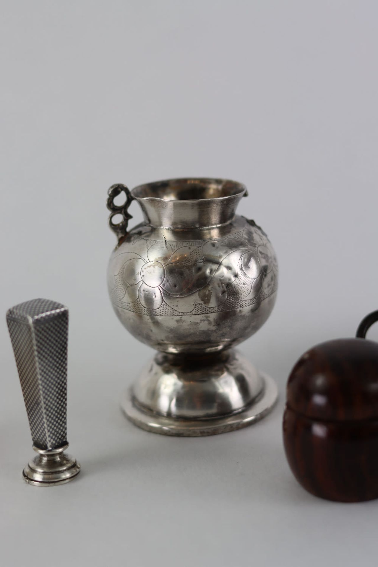 A group of items, 19th/20th Century - Image 3 of 9
