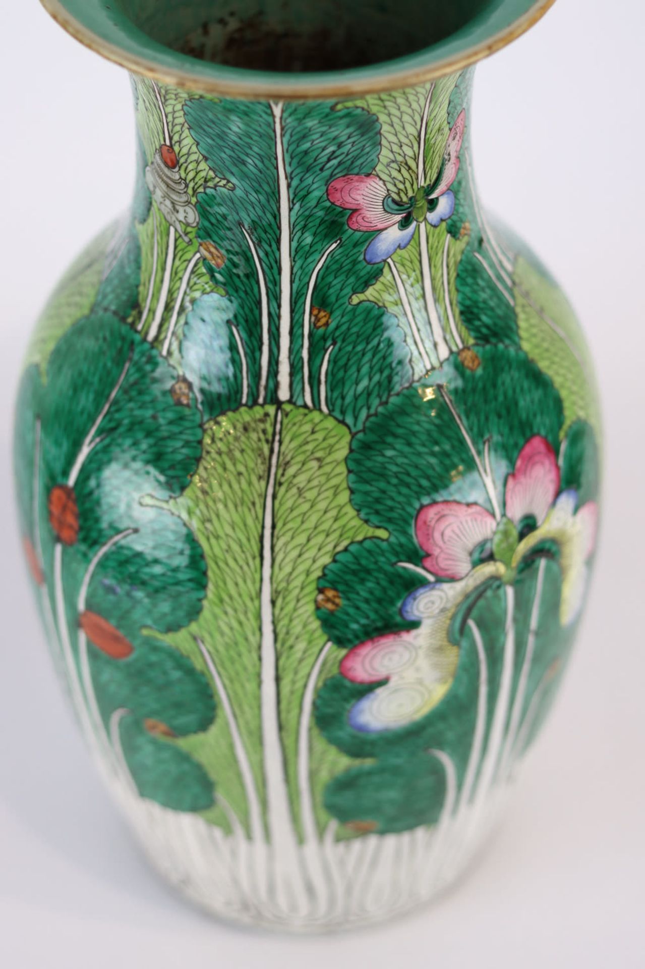 Chinese Bok Choy (Bai Cai) and Butterfly Famille Verte Porcelain Vase, 19th Century - Image 10 of 15