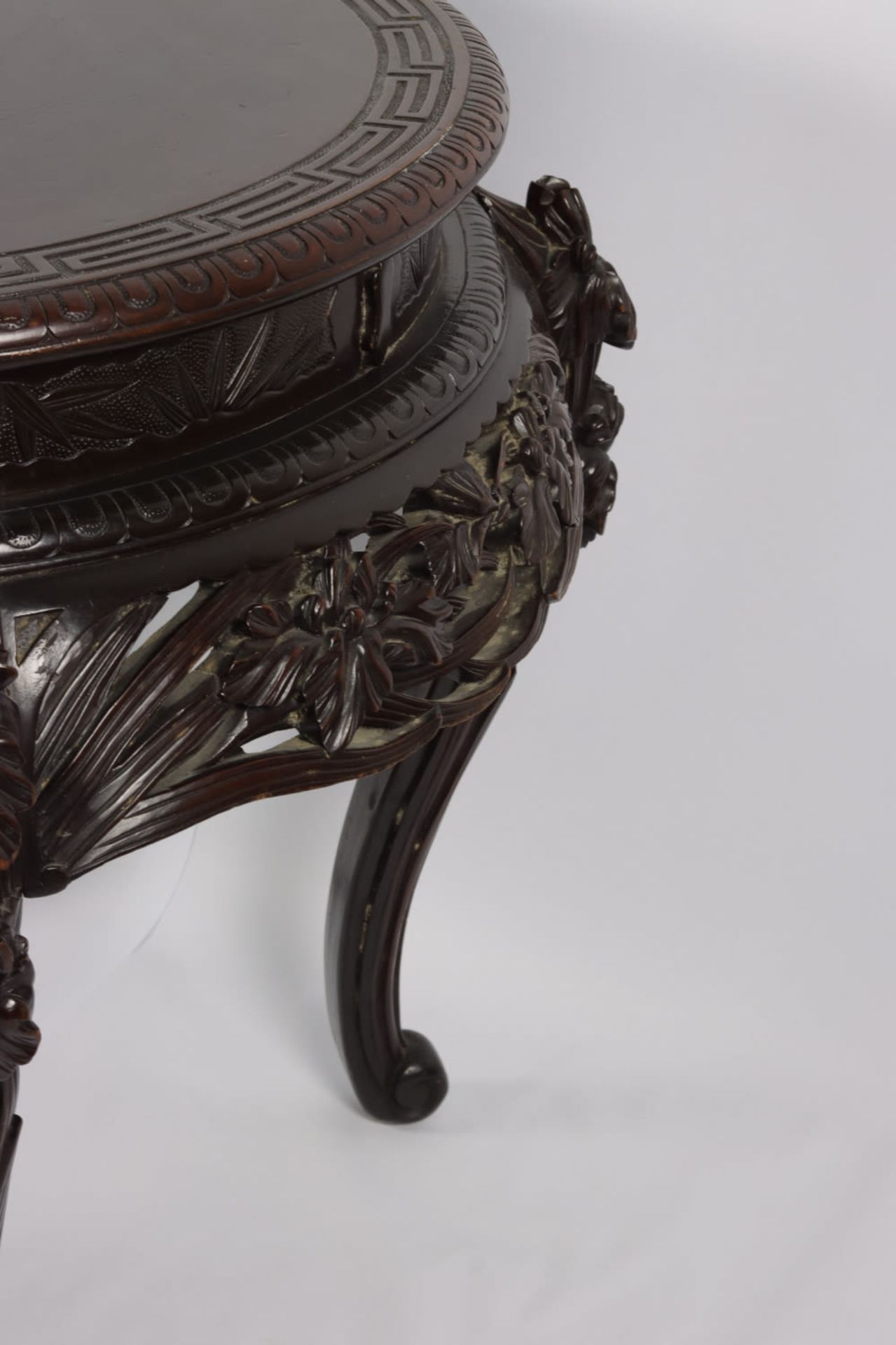 A Japanese carved wooden iris table, Meiji period (1868-1912) - Image 5 of 8
