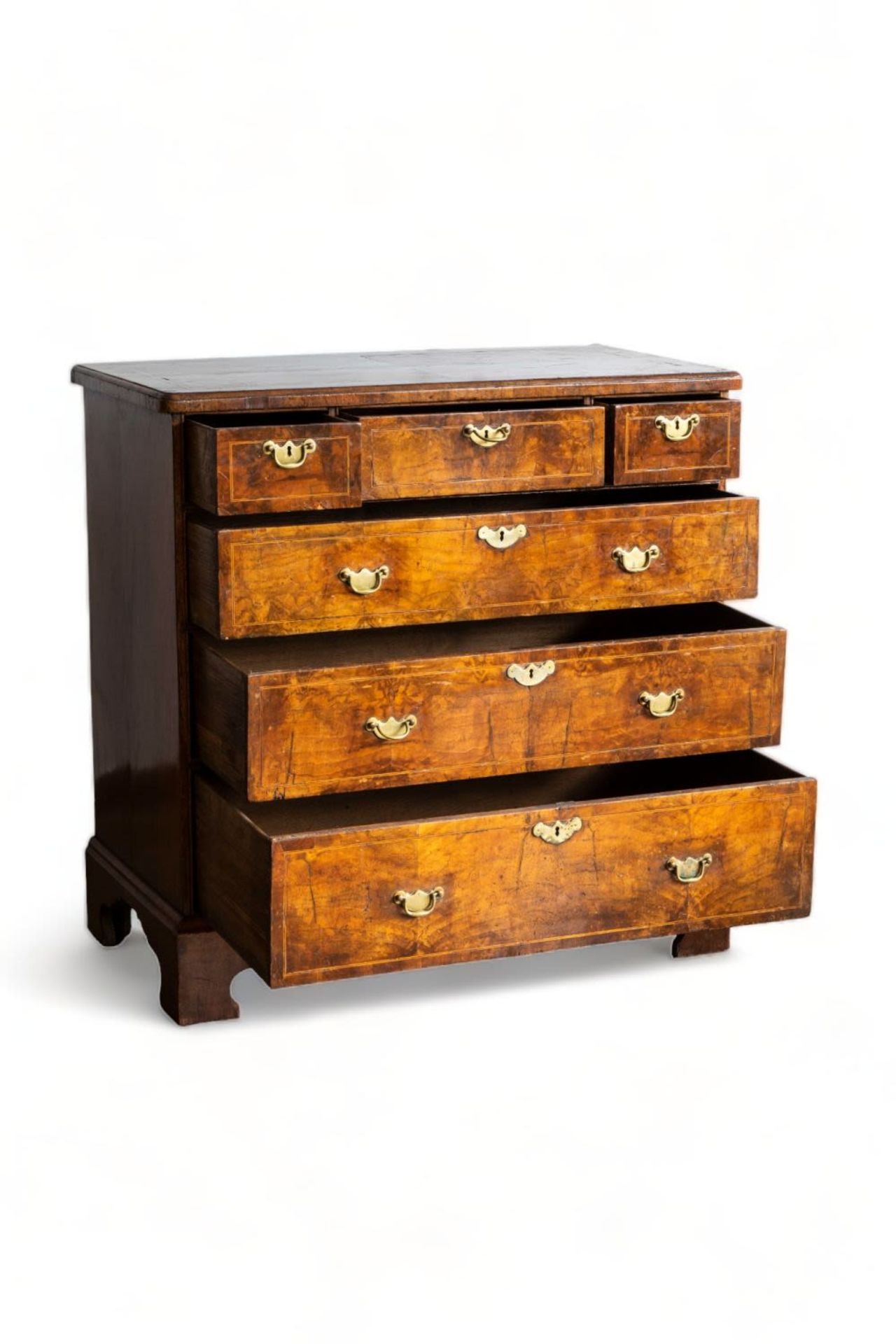 An English George I walnut chest with three short and three long graduated drawers, first half 18th  - Image 2 of 7