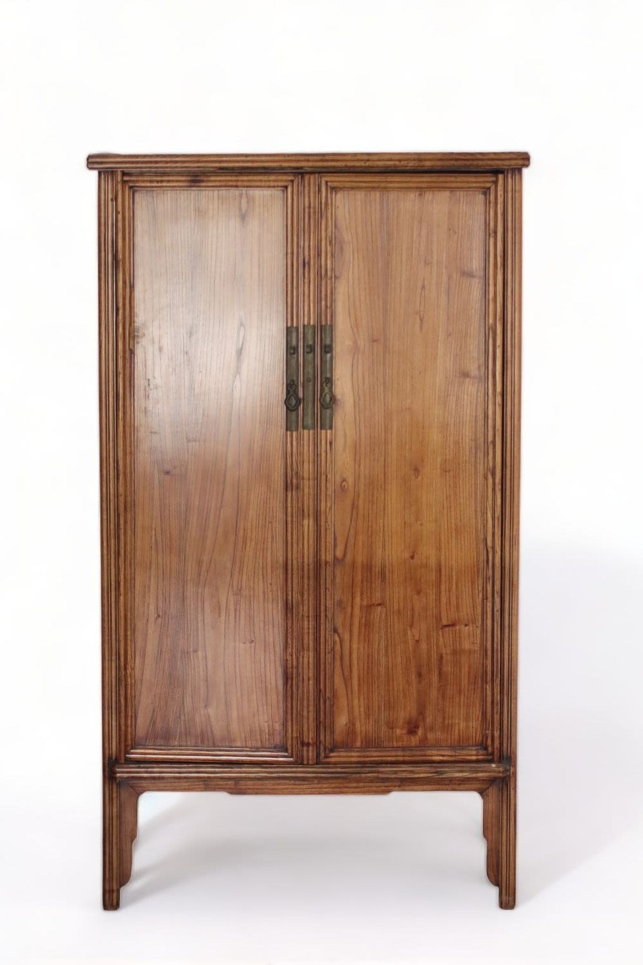 A Chinese cypress wood cabinet, 19th/20th Century - Image 2 of 3