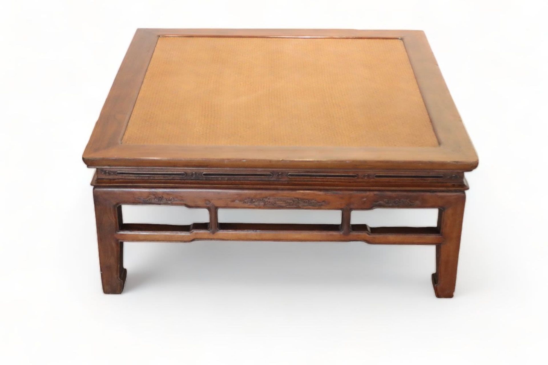 A square Chinese carved wooden table 19th/20th Century - Image 2 of 4