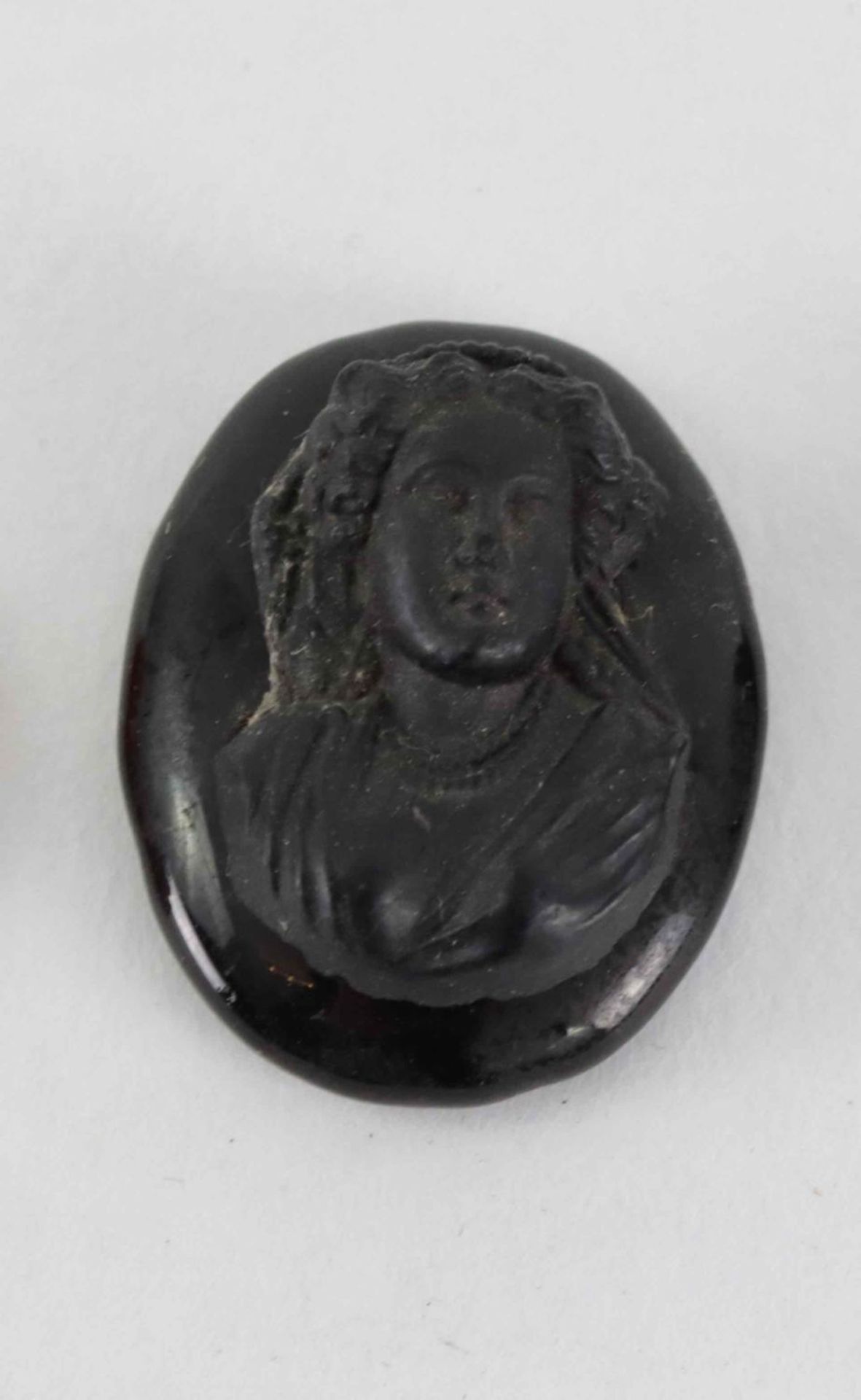 A Victorian mourning vulcanite cameo locket, A cornelian cameo depicting Hermes and an obsidian came - Image 4 of 4