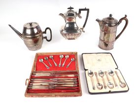 A set of six silver teaspoons retailed by Asprey, New Bond Street London, Sheffield 1933, 73g (