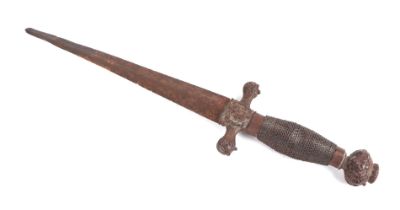 An Italian possibly 18th / 19th century dagger with wire mesh grip handle and cast brass / bronze