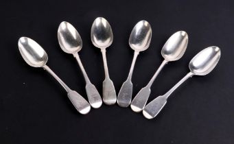 A set of six George IV silver tablespoons, London 1828, 472g.