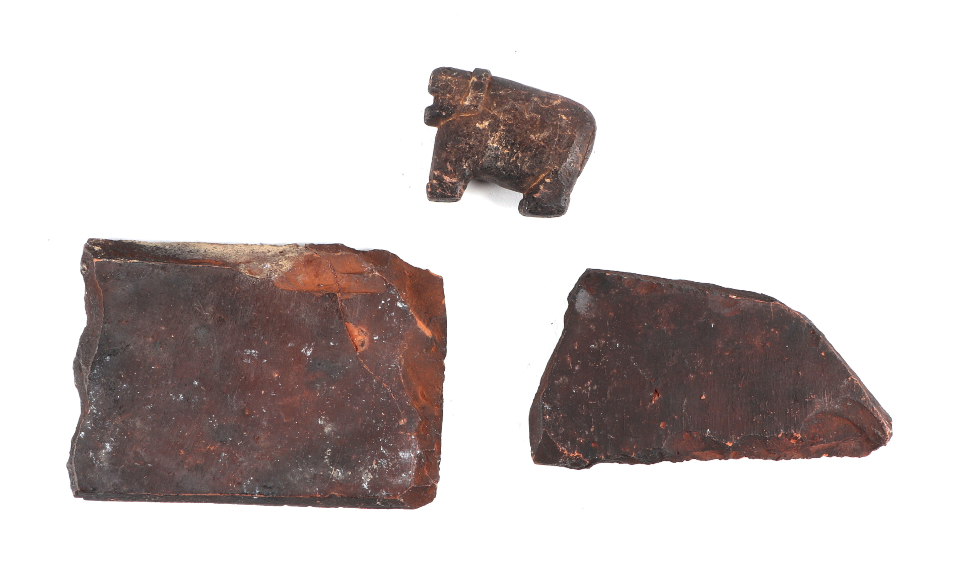 After the antique: two South American pottery tile fragments, with moulded decoration in the form of - Image 2 of 2