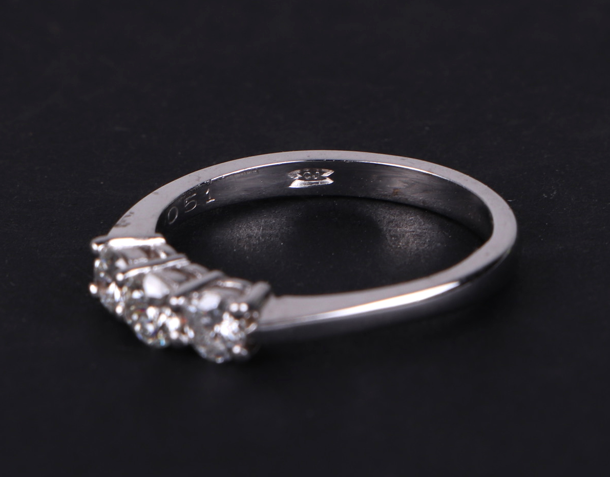 A certificated 18ct white gold graduated three stone diamond ring, diamond approx 0.51ct, approx - Image 6 of 8