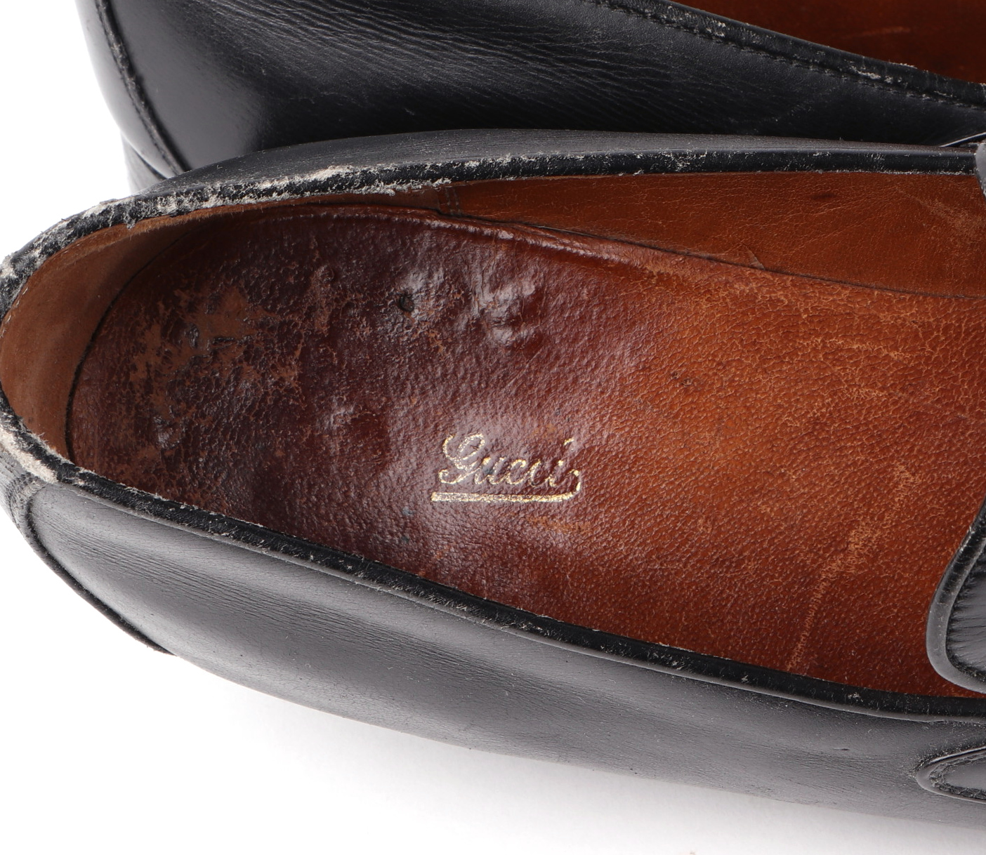 A pair of vintage Gucci gentleman's loafers with original dust bags and box, UK size 9.5, with signs - Image 5 of 7