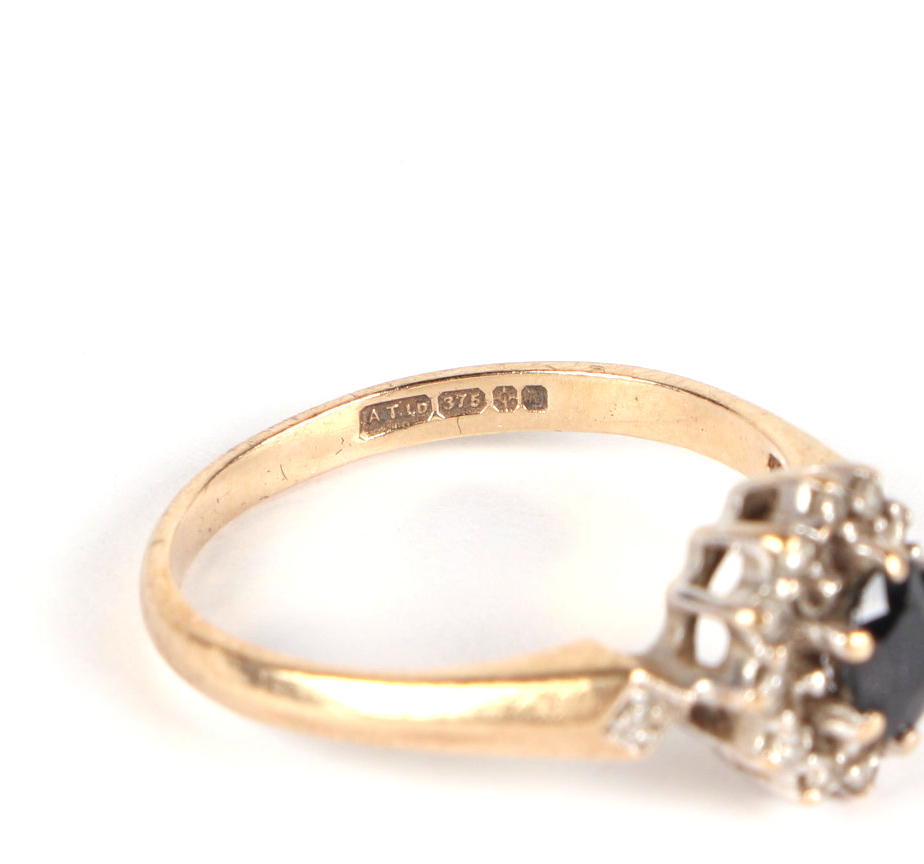A 9ct gold sapphire and diamond cluster ring, approx 2g, UK size K. - Image 5 of 5