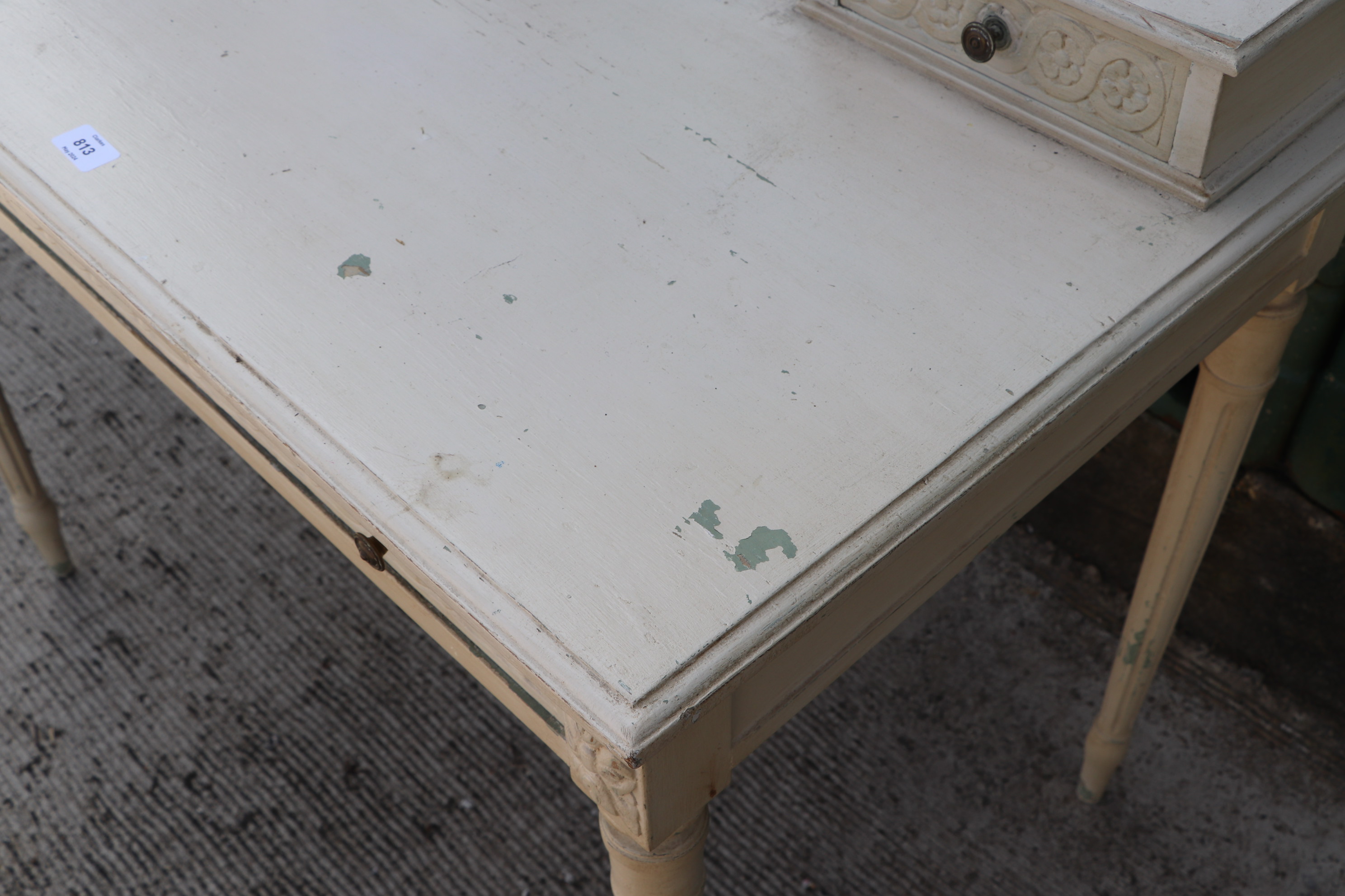 A distressed painted dressing table, with triple mirror, two jewellery drawers, and one frieze - Image 5 of 16