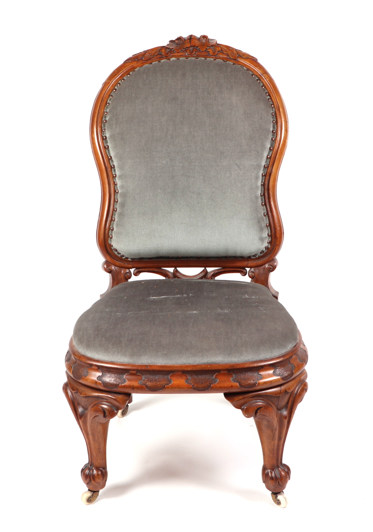 A Victorian walnut nursing chair, with upholstered seat and back. - Bild 2 aus 4