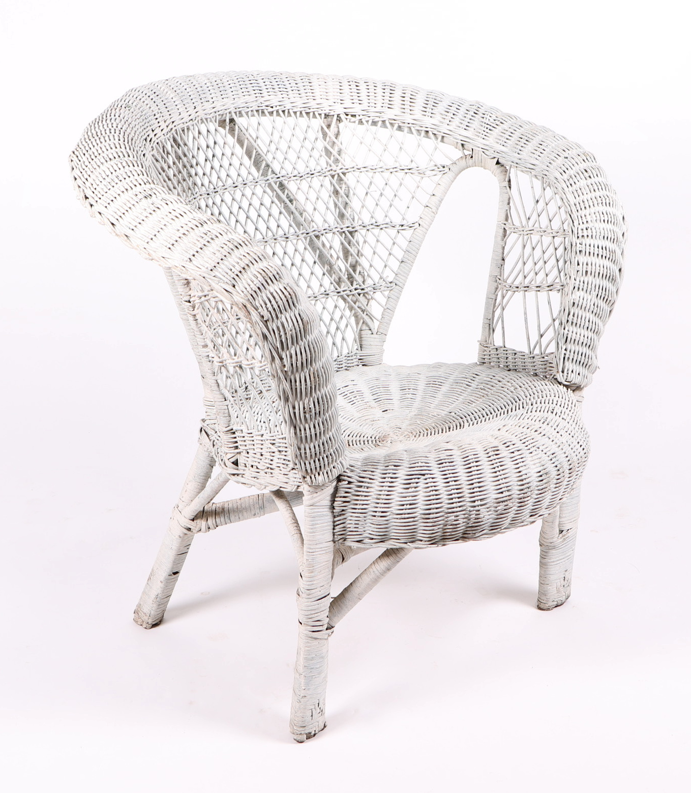 A Victorian upholstered wingback armchair, together with a Lloyd Loom style painted wicker chair ( - Bild 2 aus 2