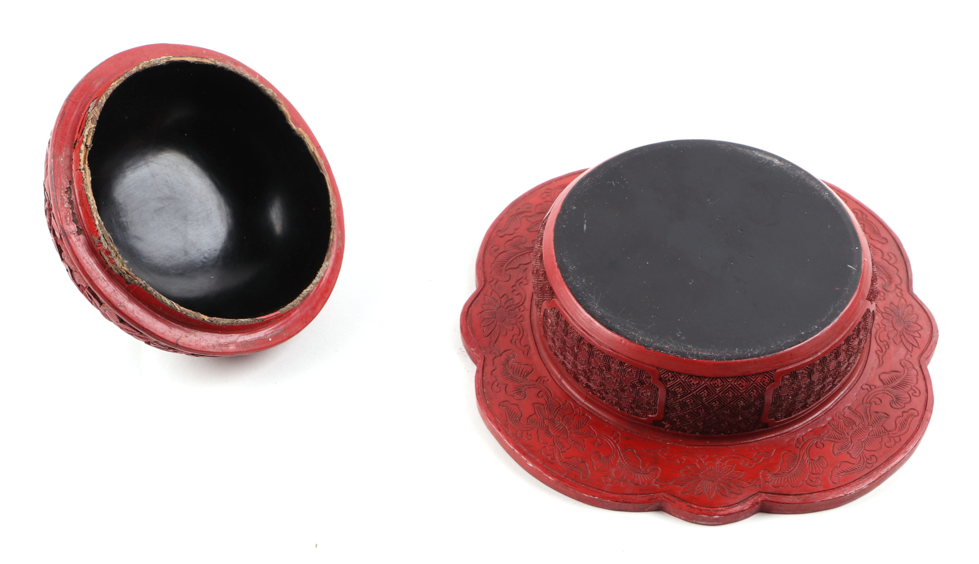 An 18th century Chinese carved cinnabar lacquer lobed bowl and cover, Zhadou. The circular shaped - Image 3 of 8