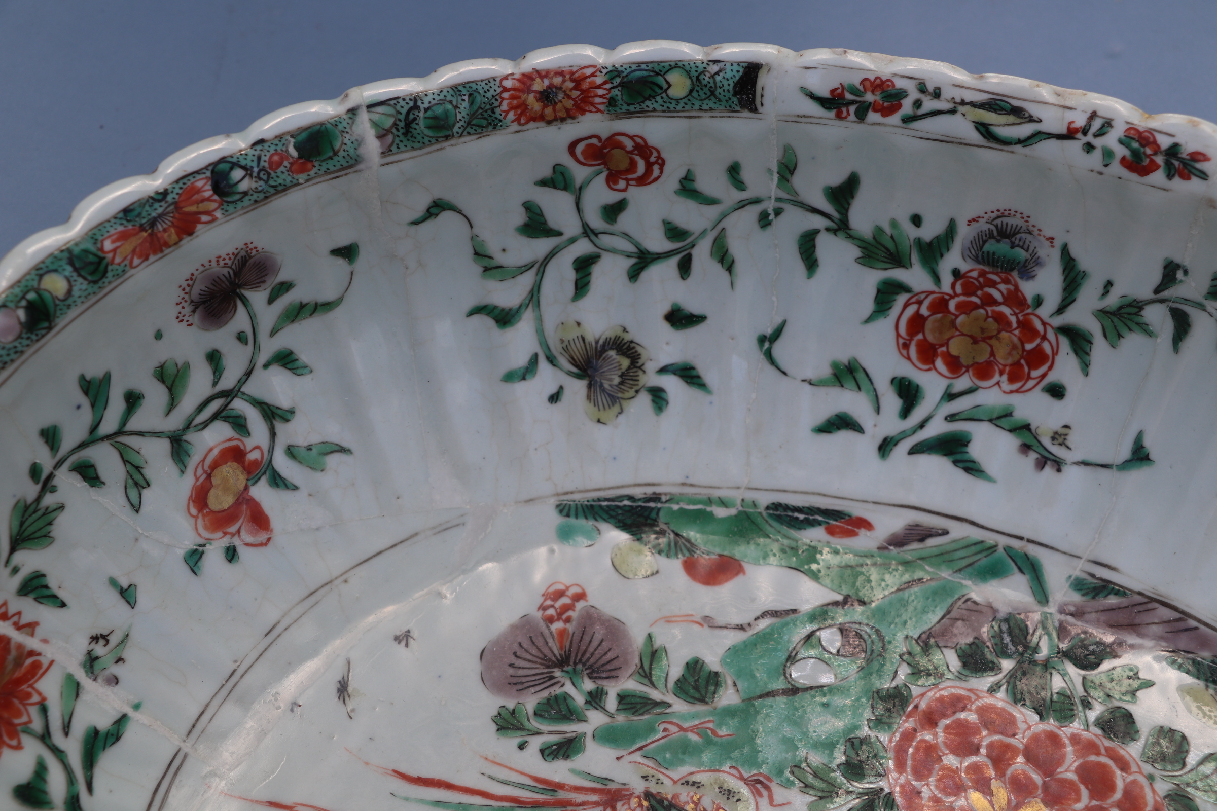 A large Chinese famille vert oval bowl, decorated exotic birds and flowers, 40cm wide. Condition - Image 8 of 11