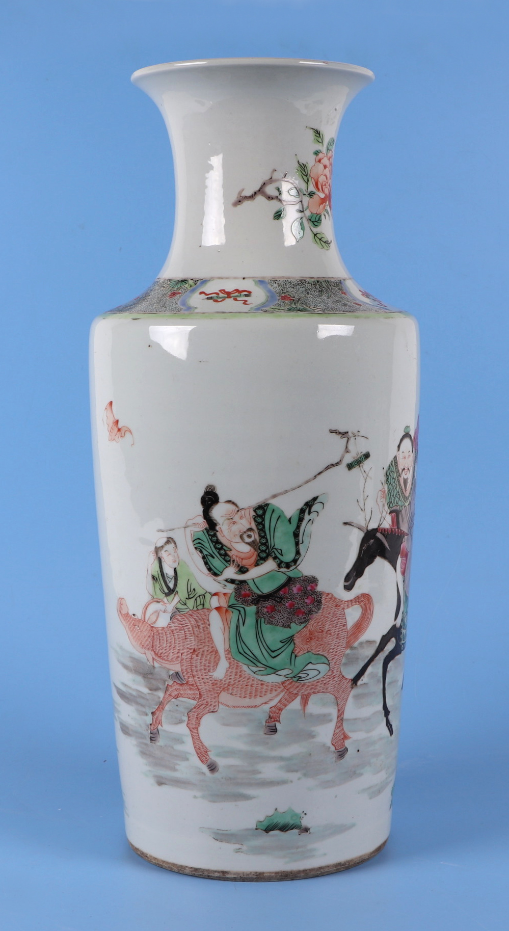 A Chinese famille rose rouleau vase, decorated figures on horseback, 44cm high. Condition Report Has - Image 2 of 7