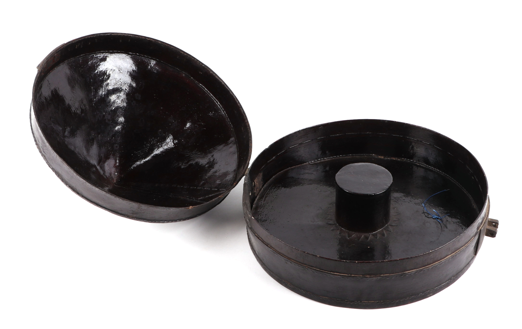 A late 19th century (Late Qing dynasty), donkey hide lacquered mandarin hat box, 36cm diameter. - Image 2 of 6