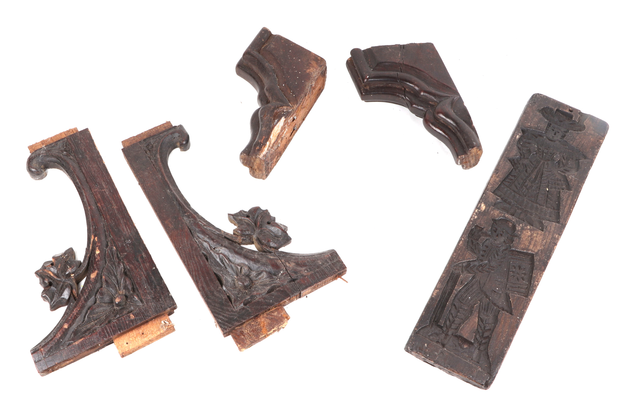 Quantity of Victorian Gothic carved oak church architectural fragments, largest 35 by 55cm (10). - Image 3 of 3