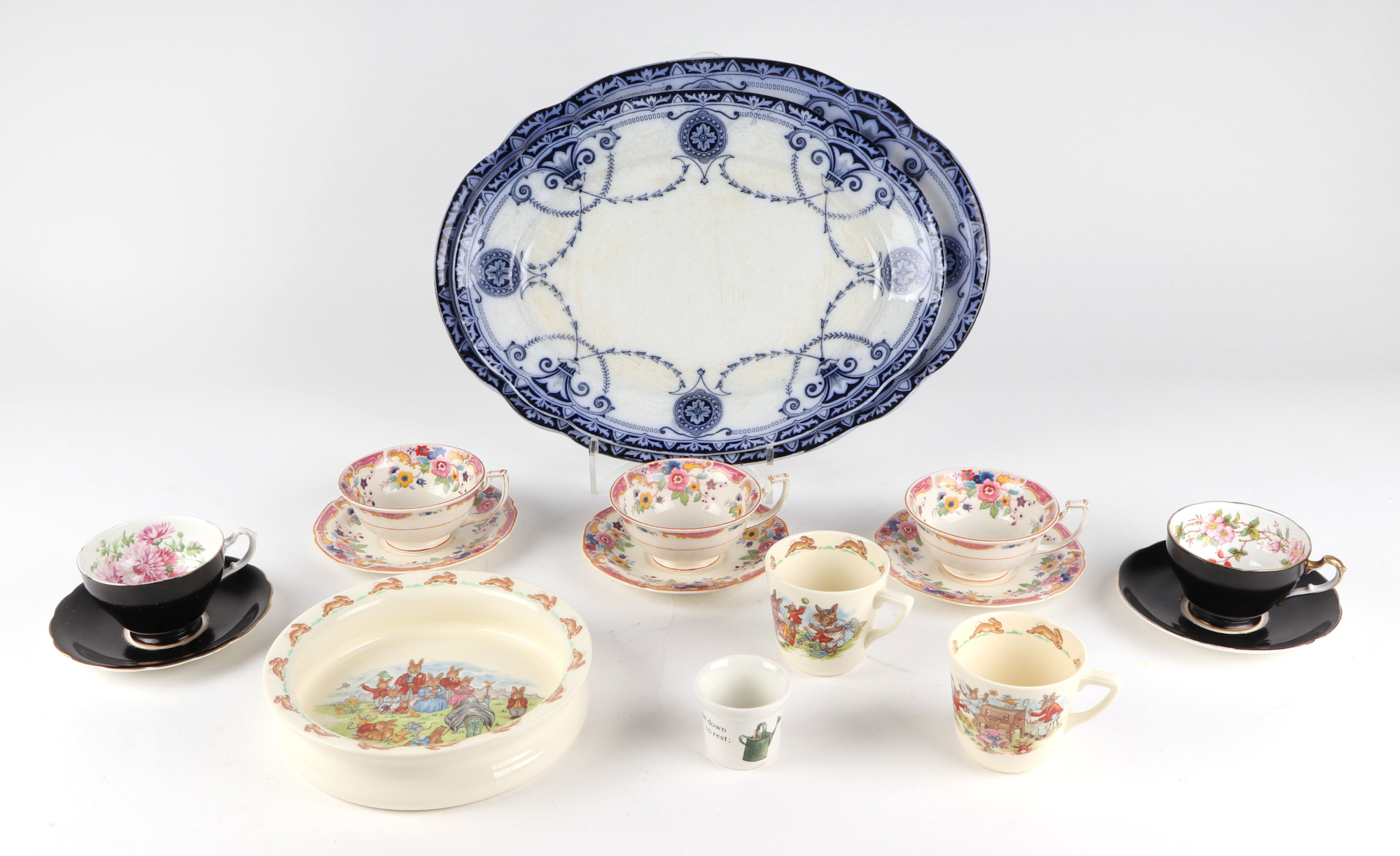 A set of two graduated Victorian blue and white meat plates, a Victorian part tea set, a Royal - Image 2 of 3
