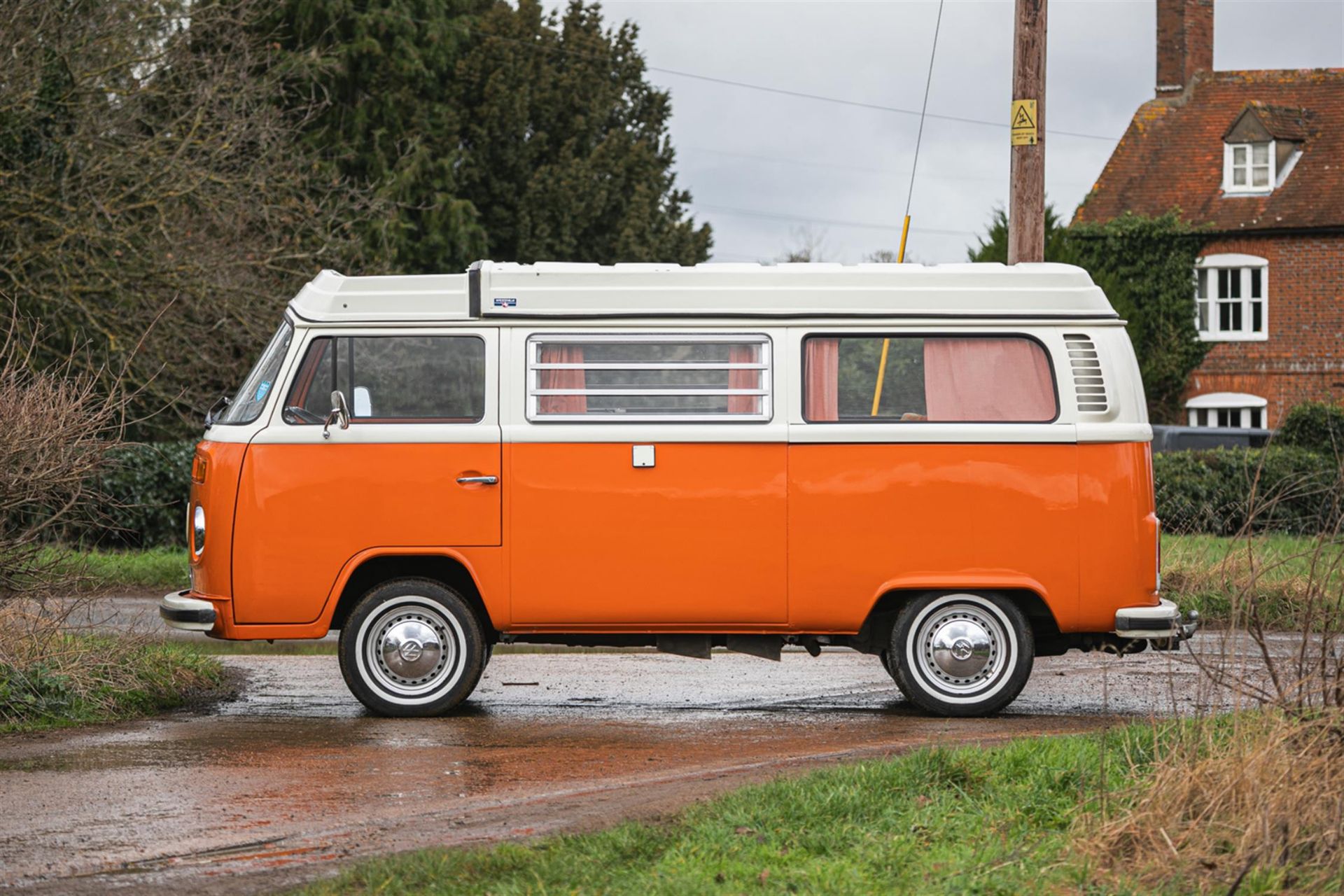 1974 Volkswagen Type 2 (T2) Westfalia Camper - Image 5 of 10