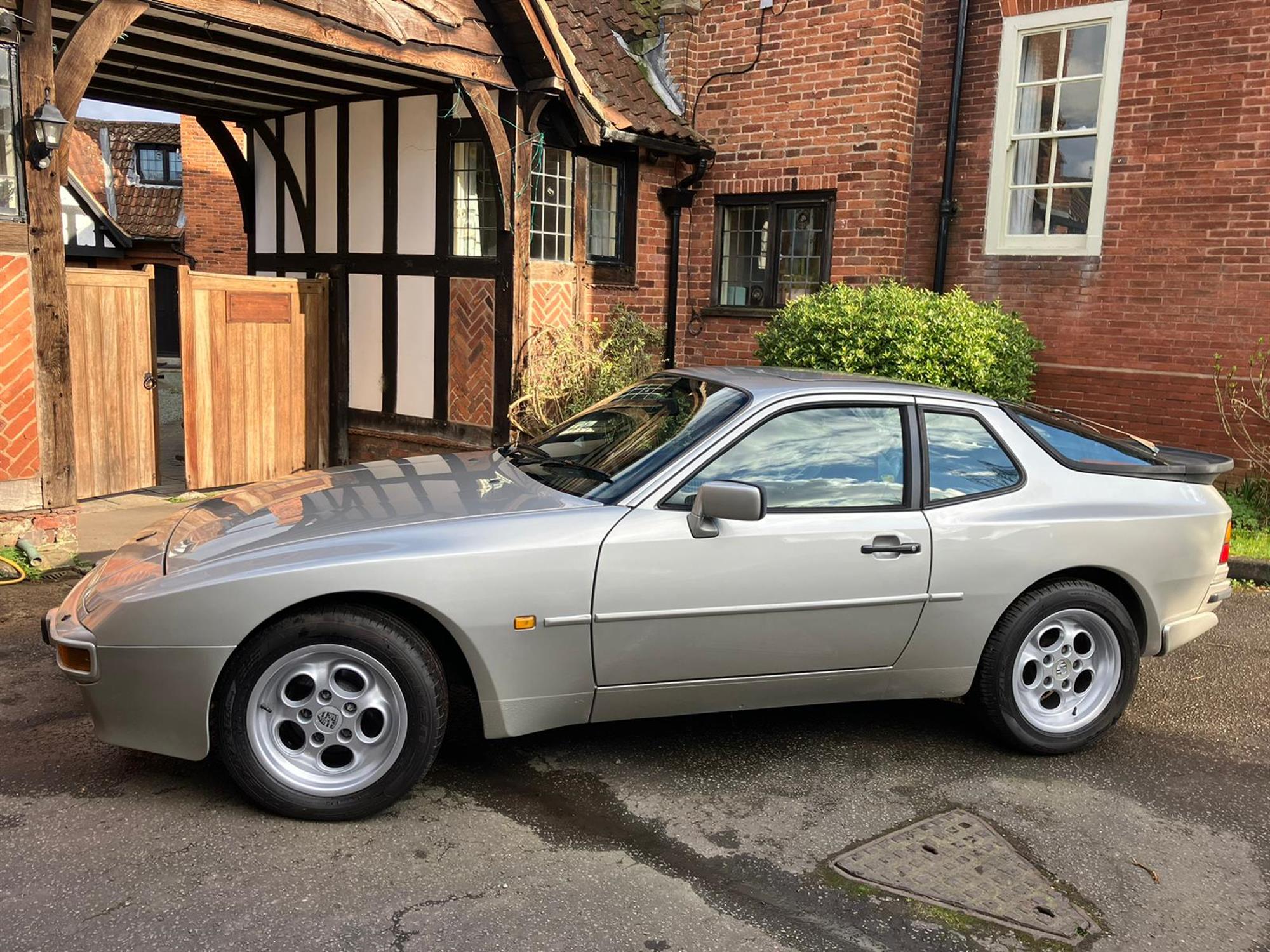 1988 Porsche 944 Coupé - Manual - Image 5 of 10