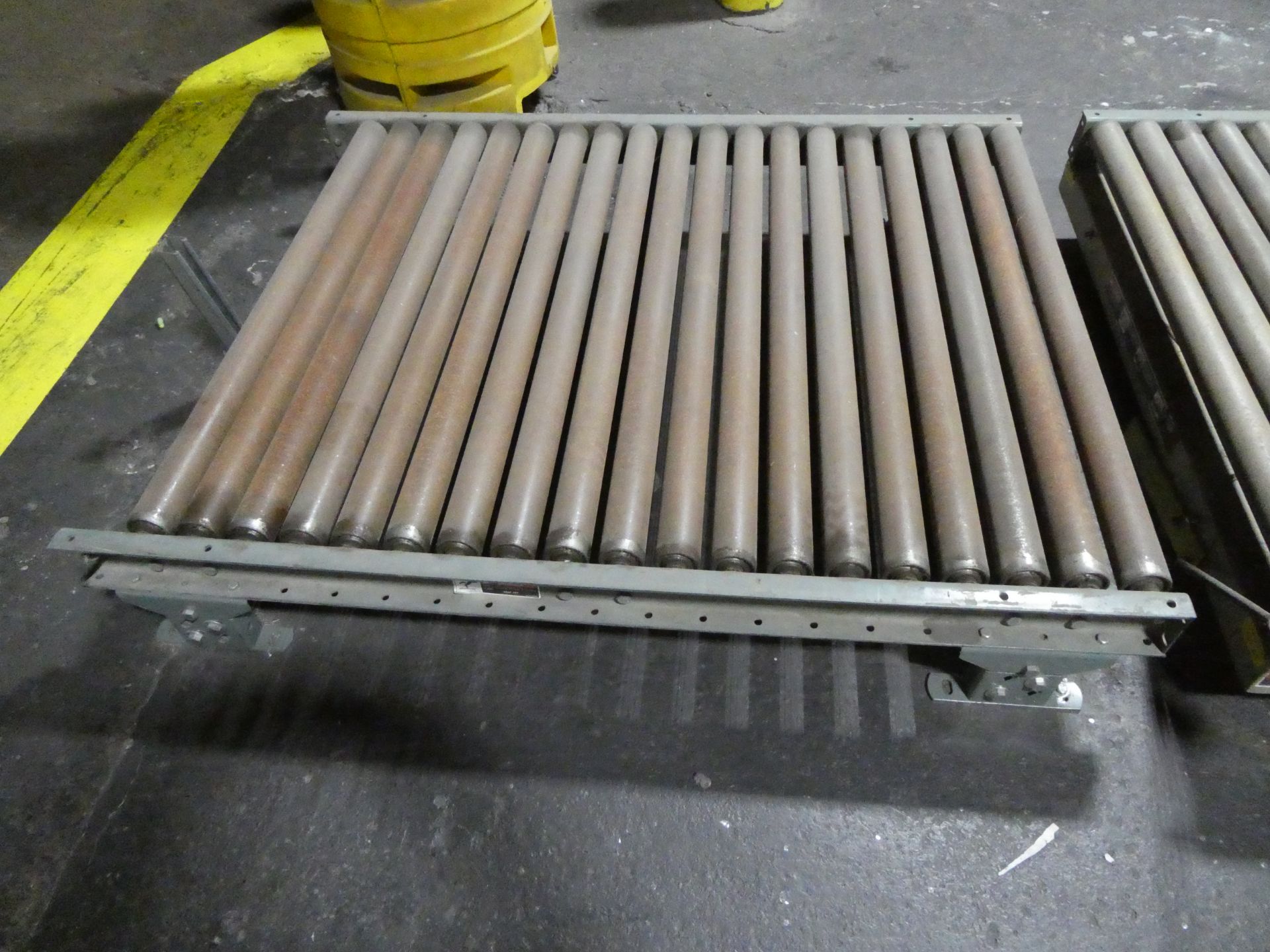 Southworth Lift Table w/ Outfeed conveyor - Image 3 of 4