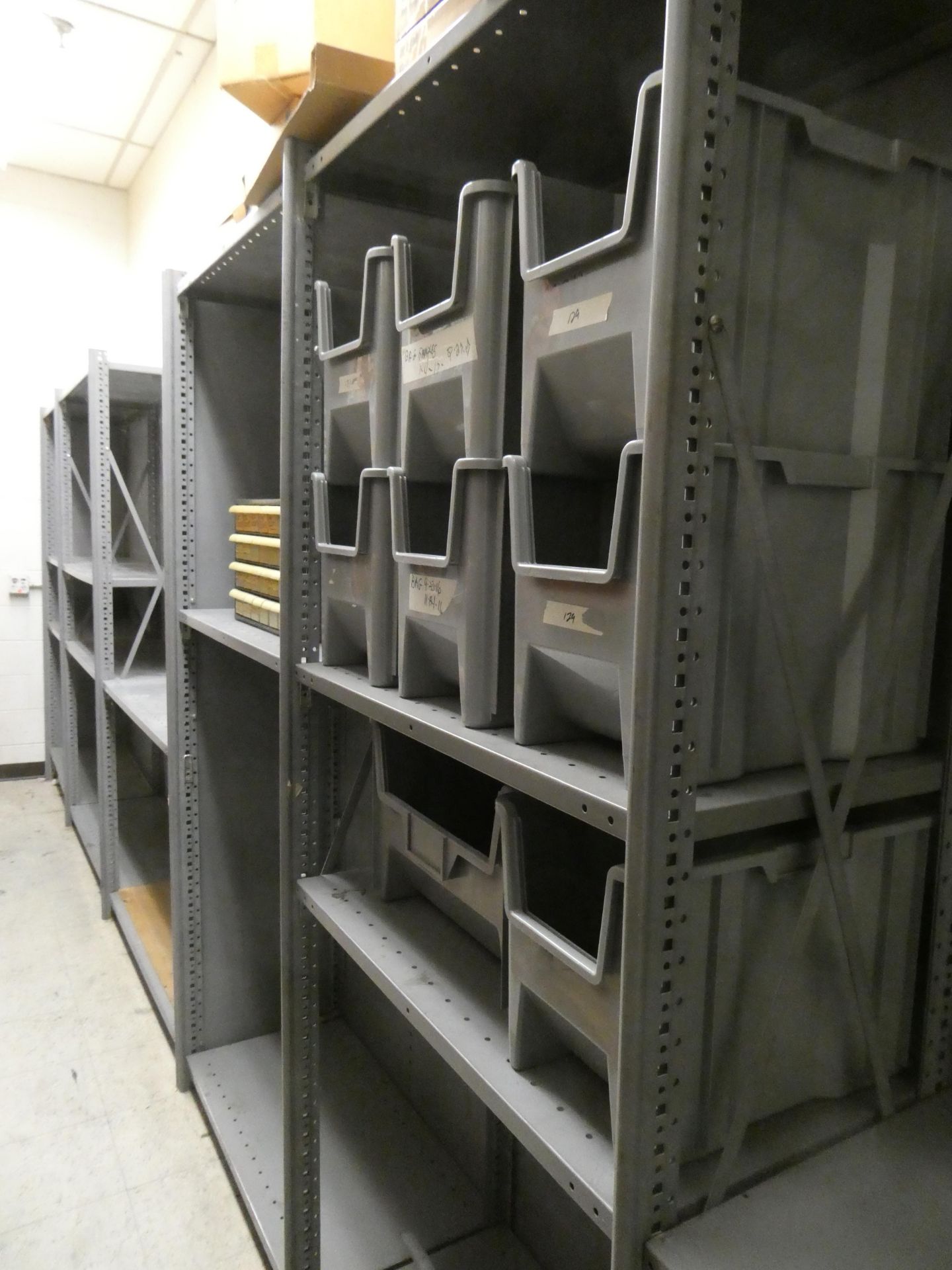 Shelving with contents - Image 2 of 4