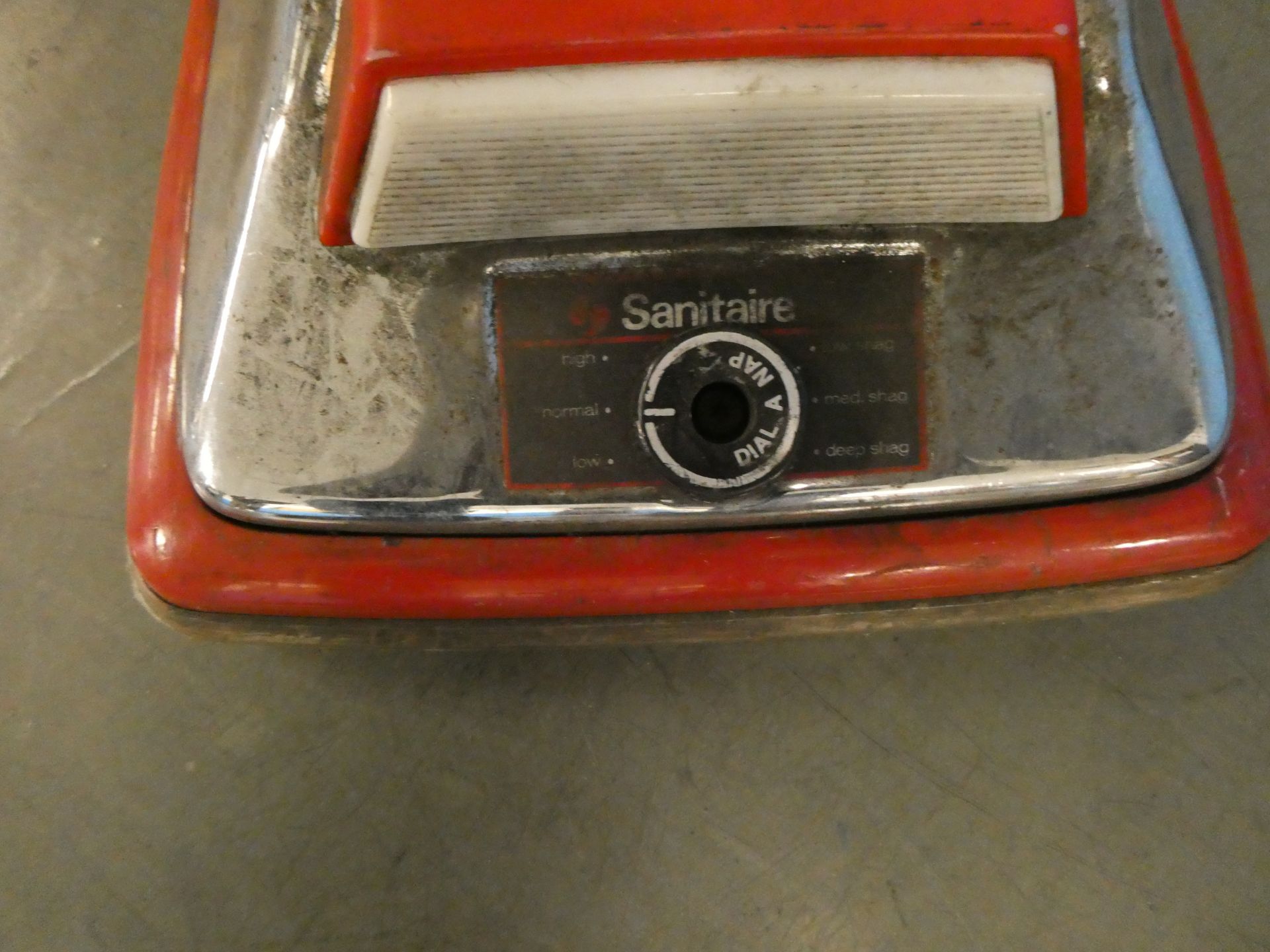Sanitaire Vacuum - Image 2 of 2