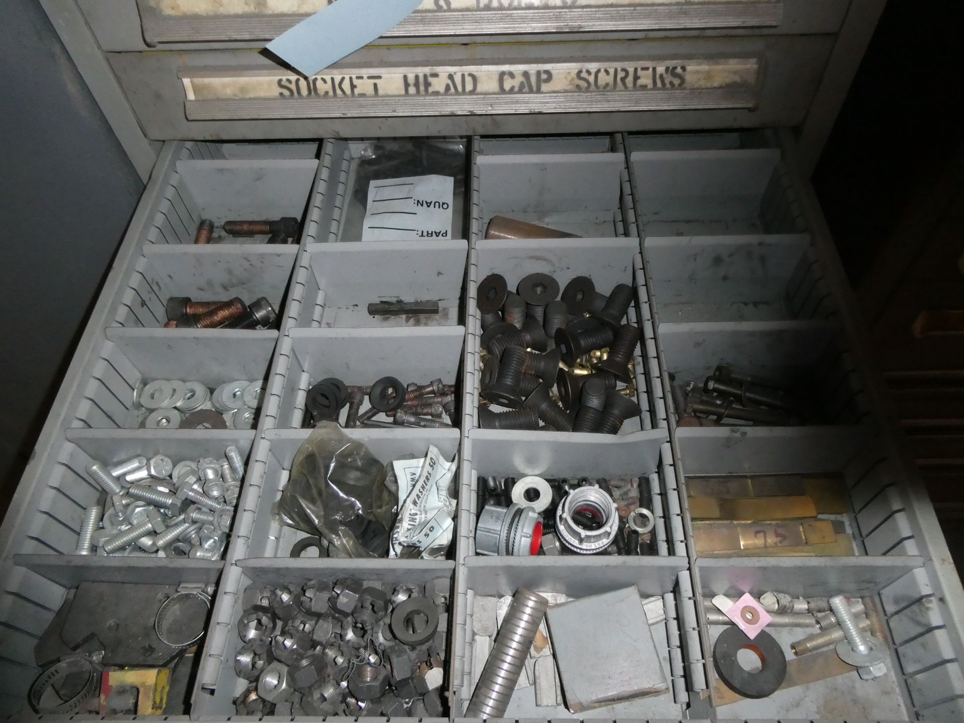 Lyon 9 Drawer Cabinet with Contents - Image 4 of 10