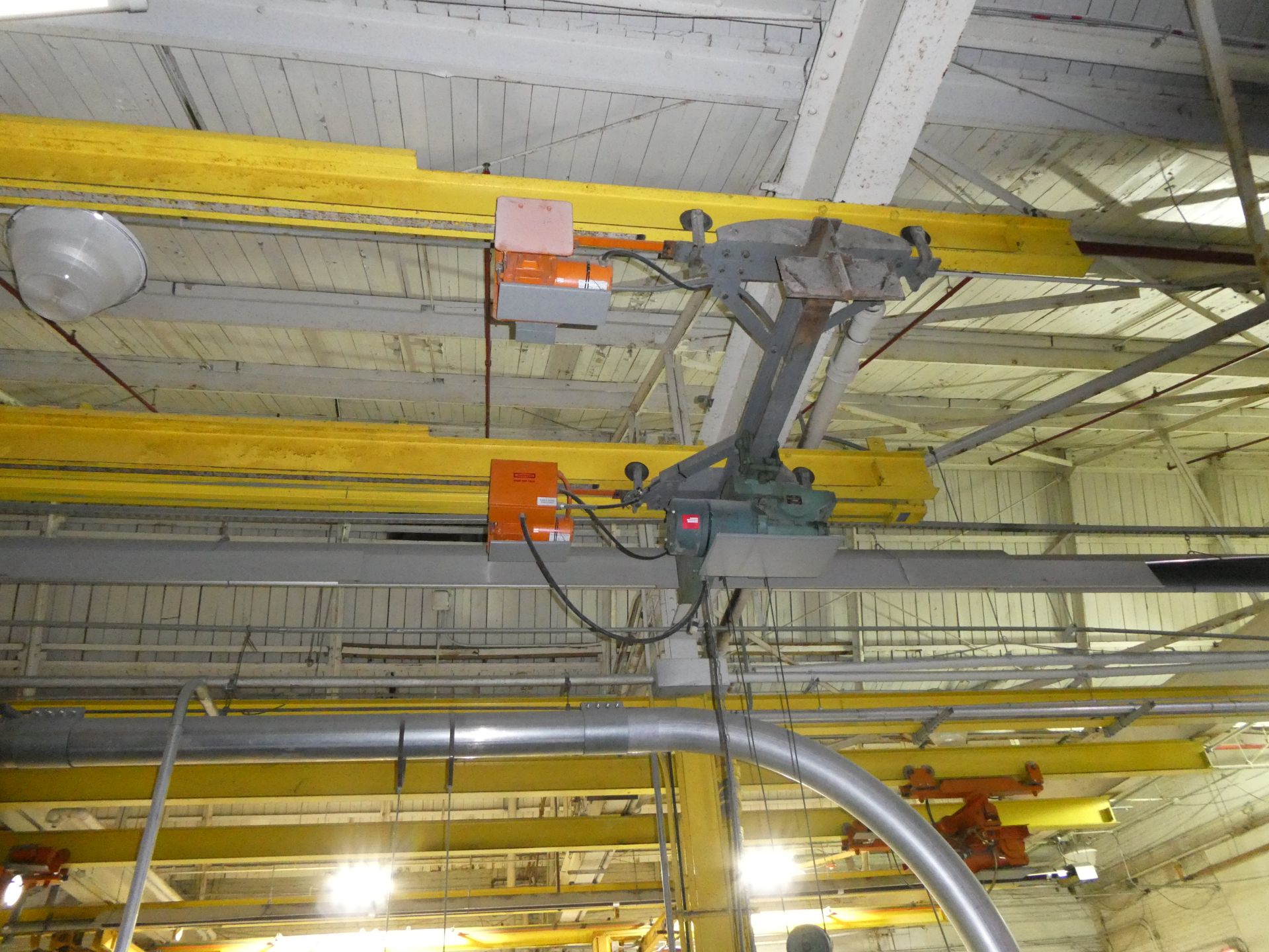 Overhead Crane w/ 1 ton hoist - Image 3 of 5