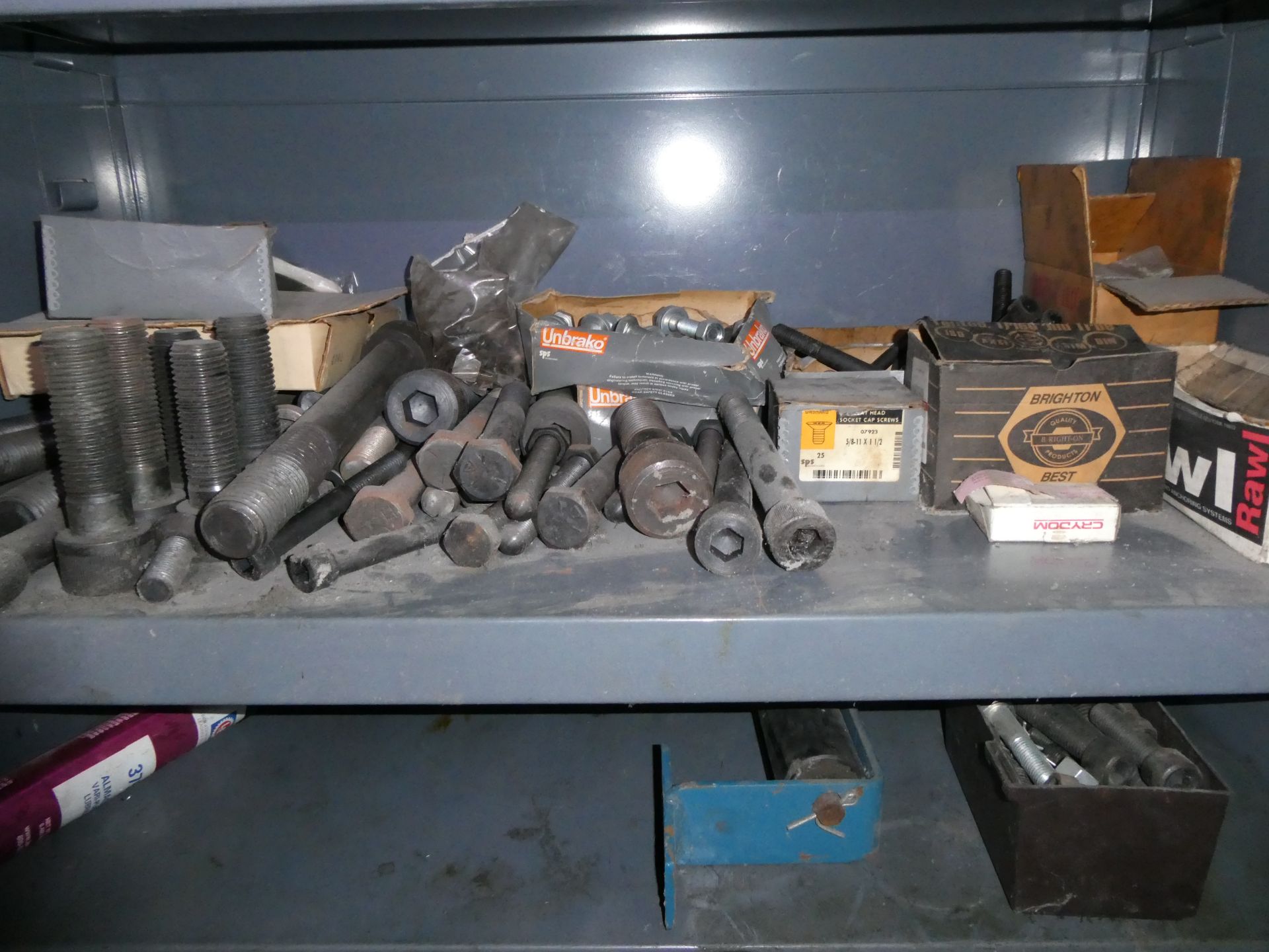 Metal Cabinet with Contents - Image 3 of 5