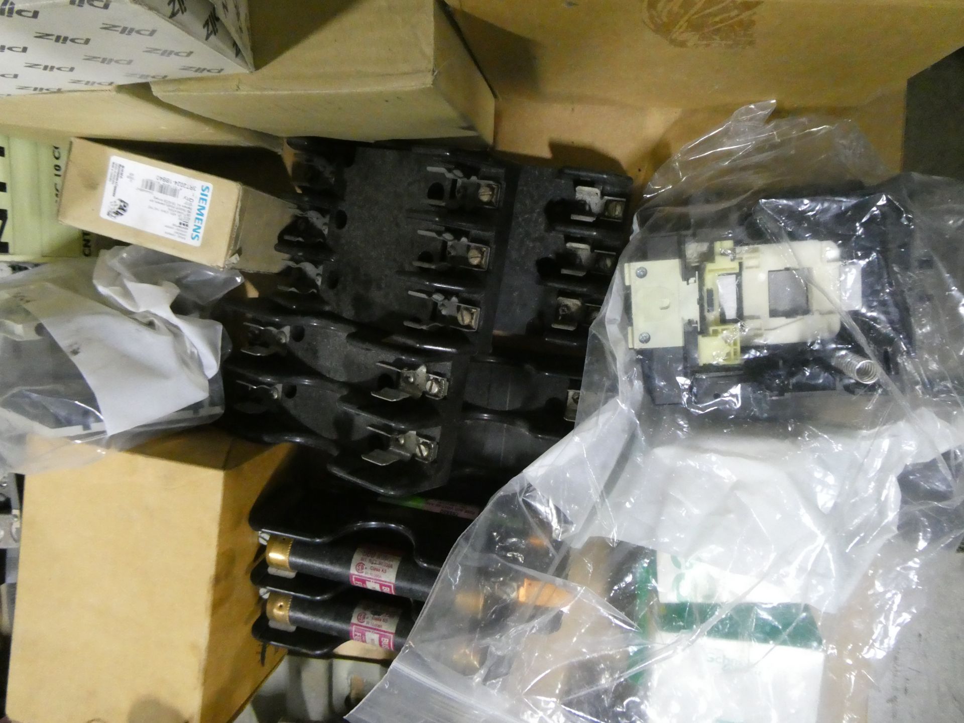 Pallet of Industrial Circuit Breakers, Contactors and Electrical Components - Image 10 of 13