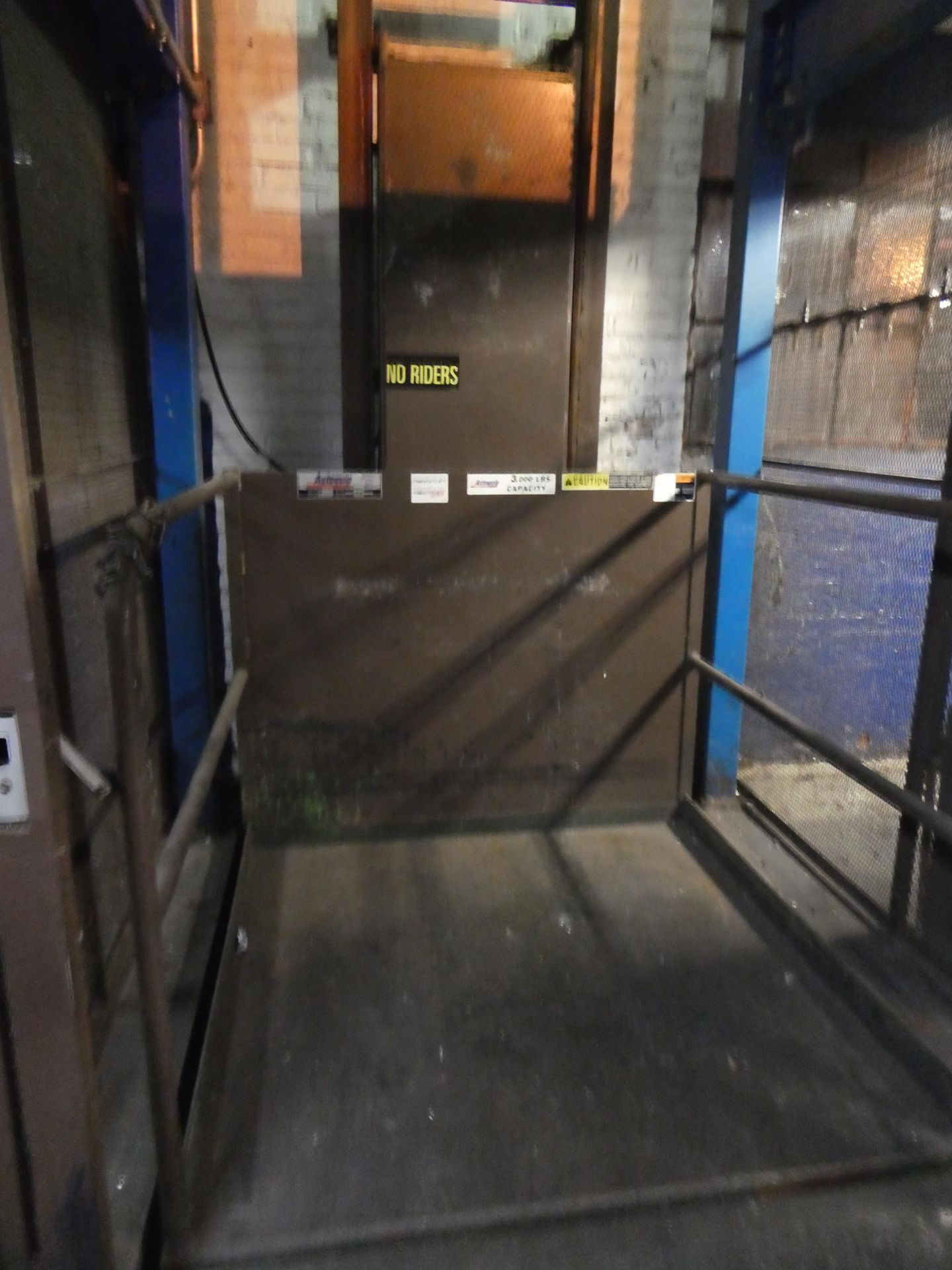 Mezzanine and Elevator - Image 7 of 13