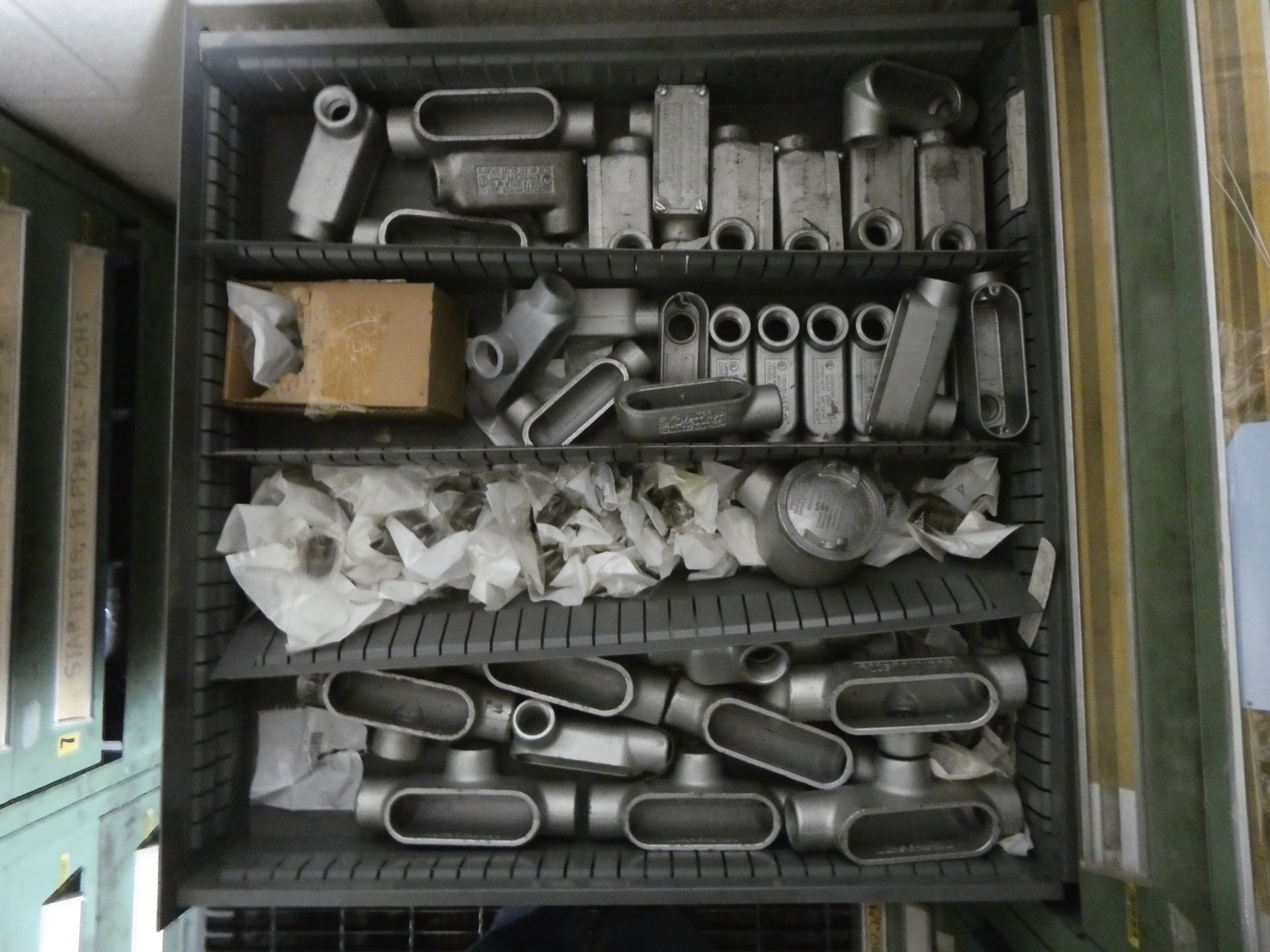 Stanley Vidmar Cabinet w/ Contents - Image 7 of 10