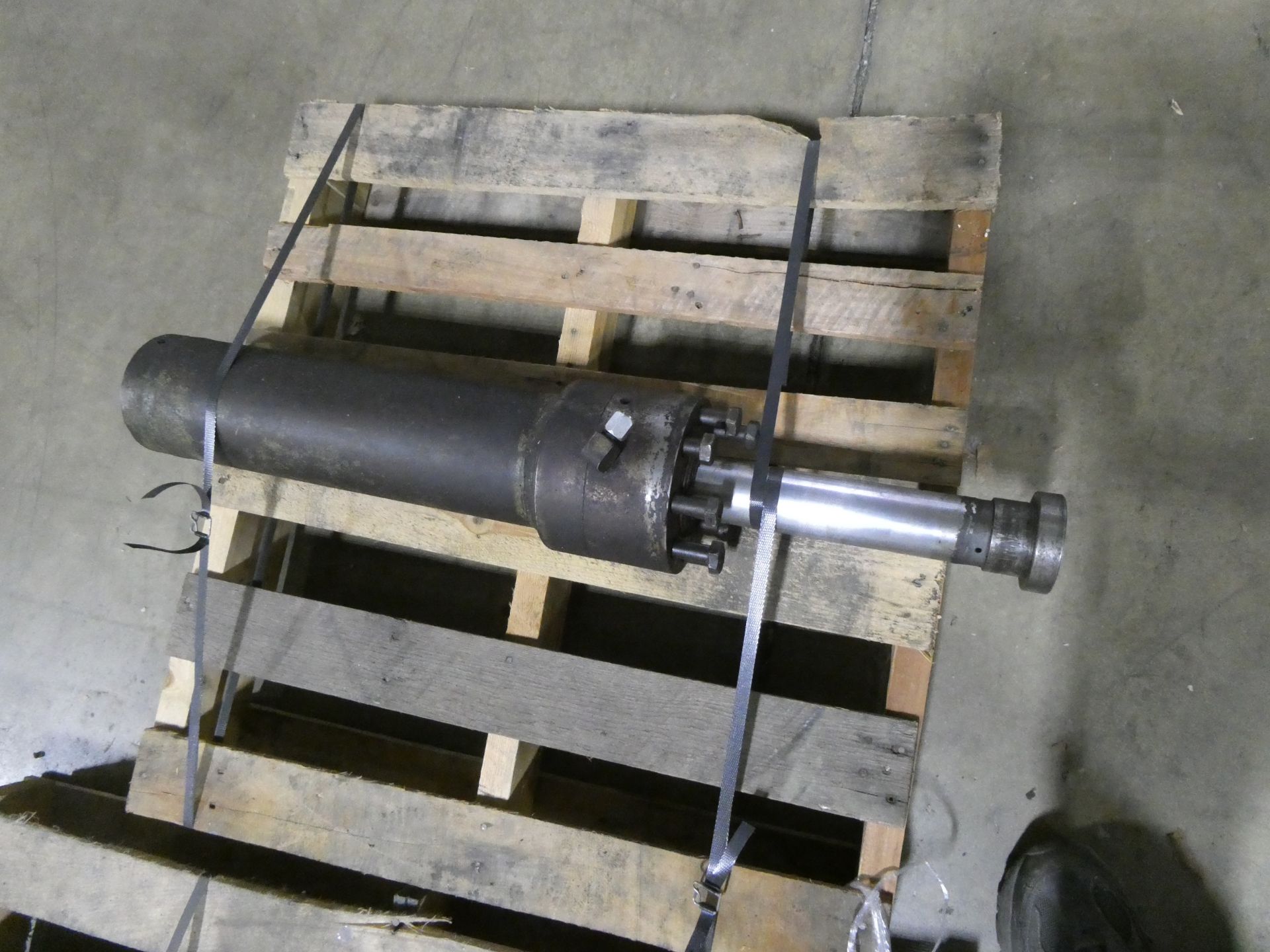 (3) Pallets of Hydraulic Arm Cylinders - Image 5 of 5