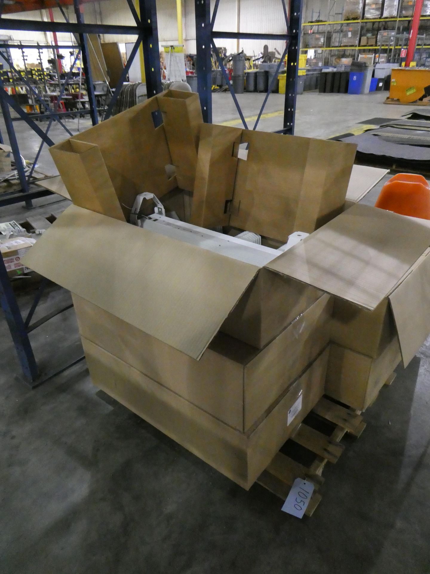 Pallet of Industrial LED Light Fixtures - Image 2 of 2